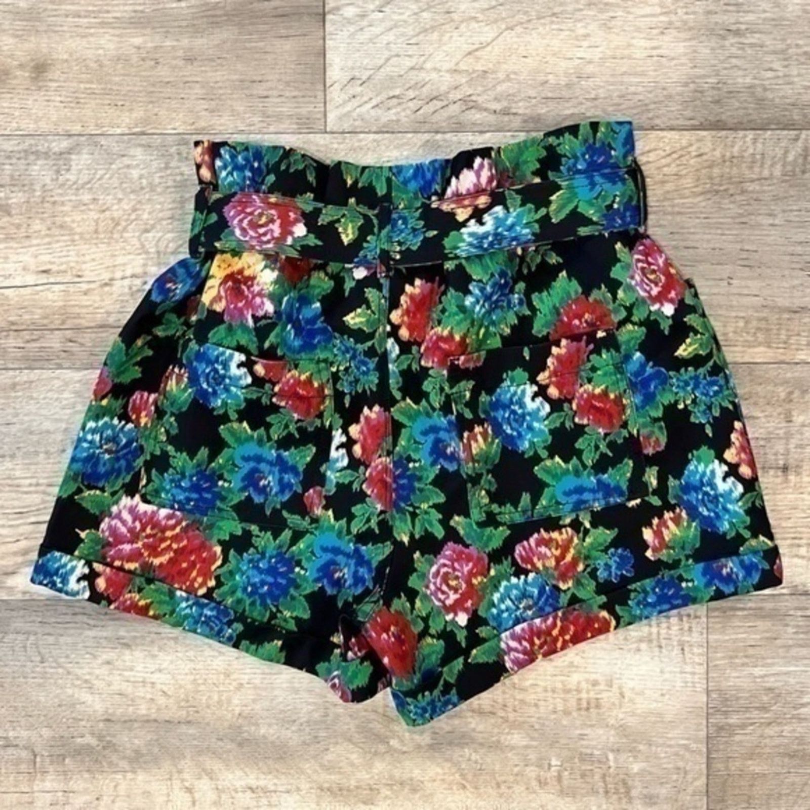 ZARA Floral Print Paperbag Shorts NWT