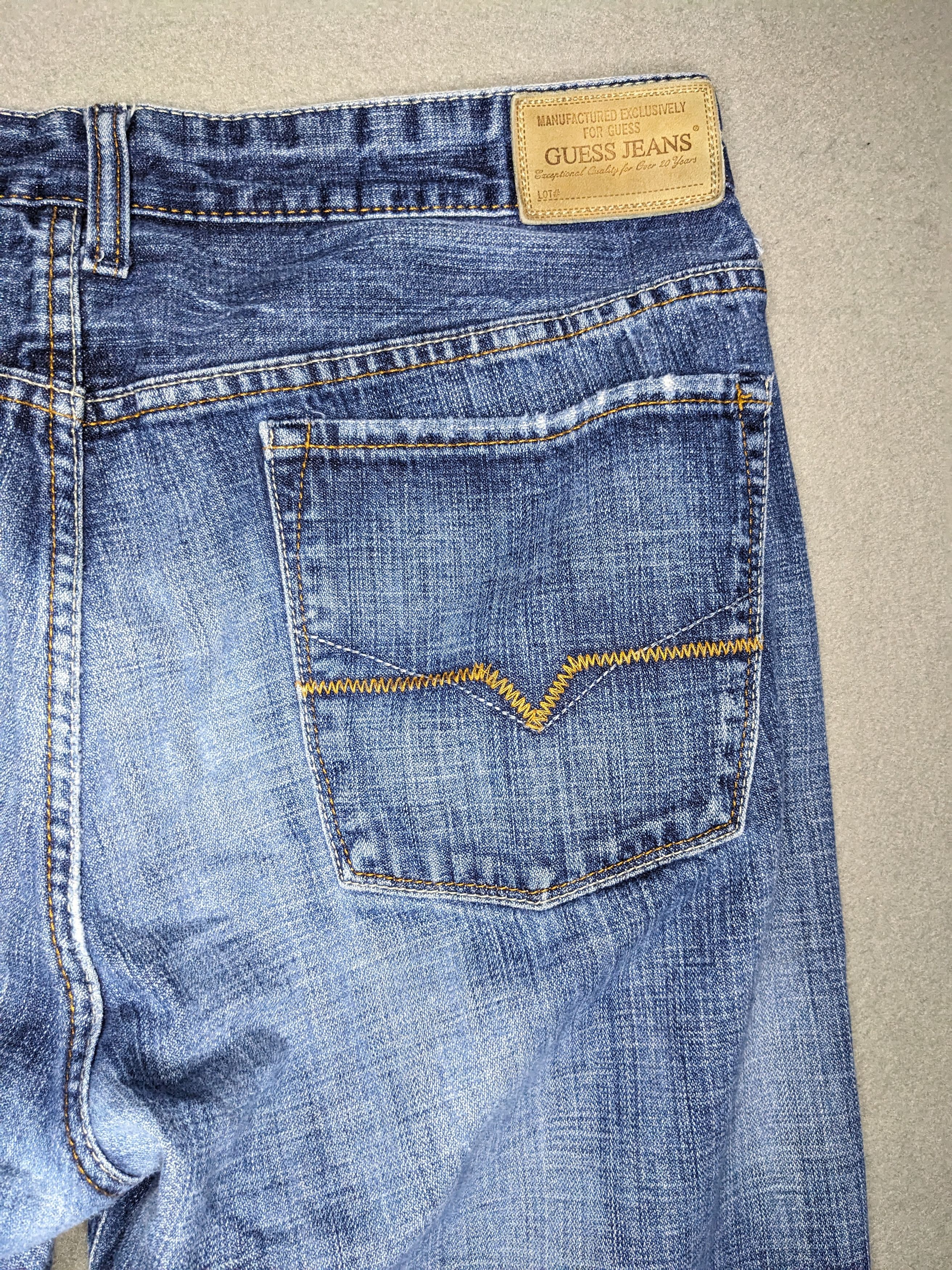 Guess VTG Guess Jeans The Cliff Bootcut Denim 35x29 Y2K Distressed Size US 35 - 11 Thumbnail