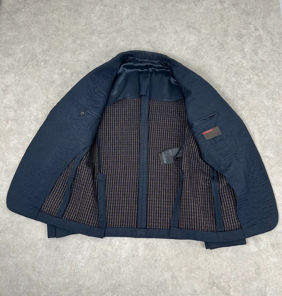 Prada 2000s Prada Navy Plissed Blazer Jacket Size 42R - 9 Thumbnail