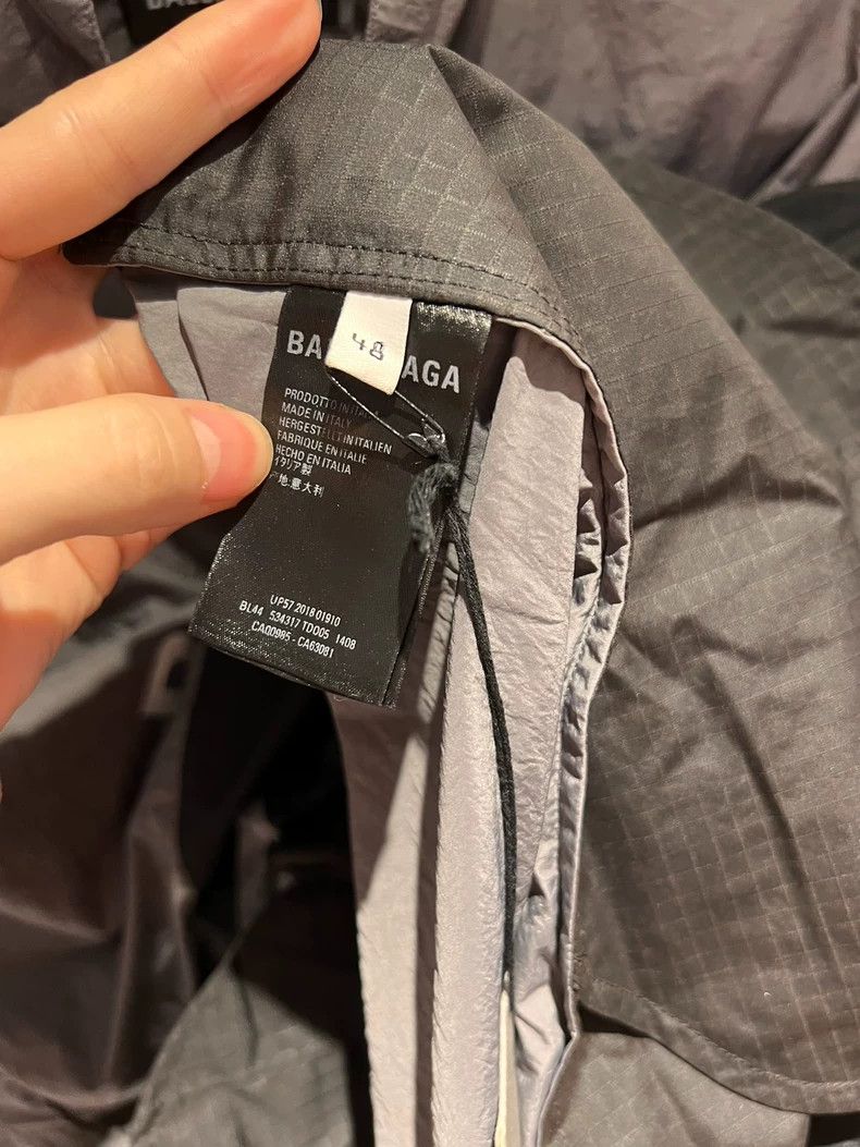 Balenciaga Balenciaga Grey zip-up jacket Size US M / EU 48-50 / 2 - 3 Thumbnail