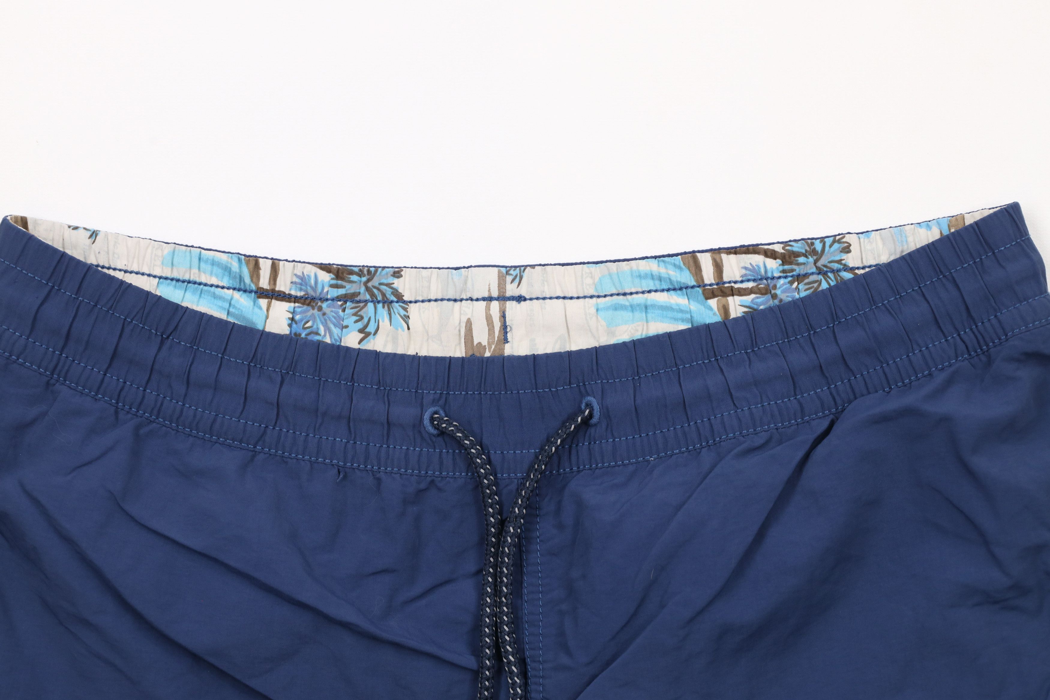 Tommy Bahama × Vintage Vintage Tommy Bahama Relax Out Lined Shorts Swim Trunks Size US 32 / EU 48 - 2 Thumbnail