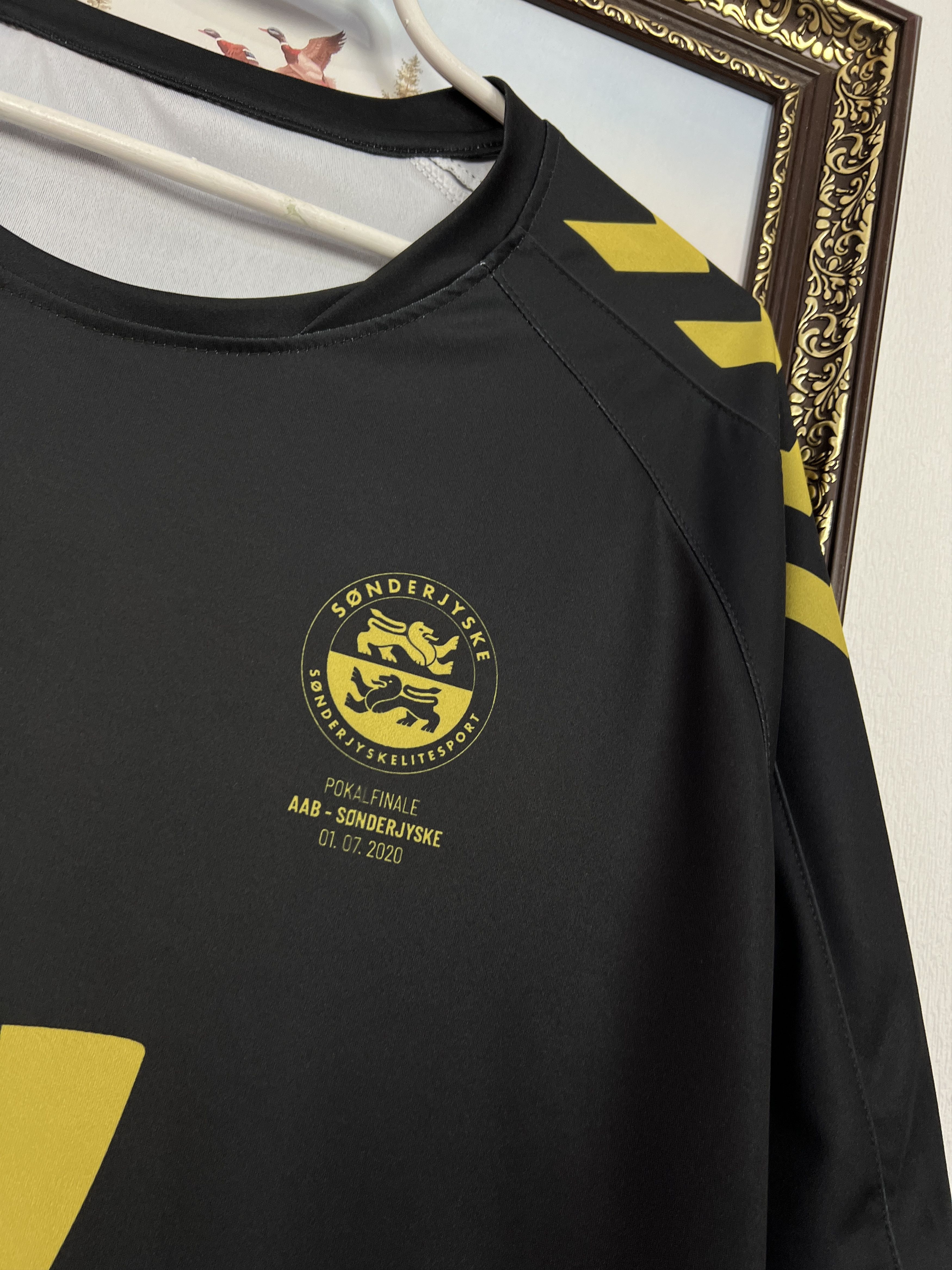 Hummel Pokalmester Sonderjyske Football Shirt Soccer Jersey Trikot Size US XXL / EU 58 / 5 - 3 Thumbnail