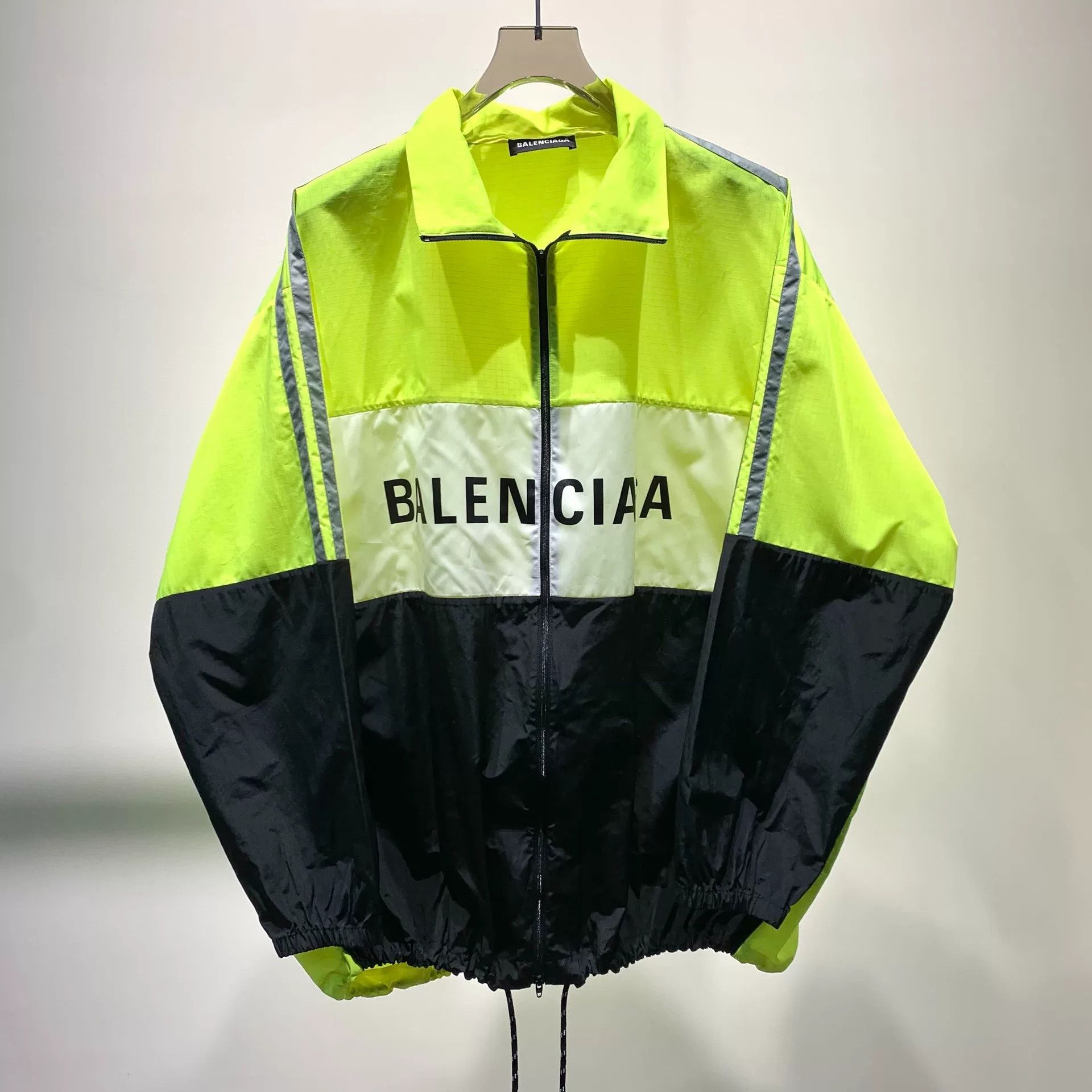 Balenciaga Balenciaga Fluorescent Yellow Paneled Jacket Size US S / EU 44-46 / 1 - 1 Thumbnail