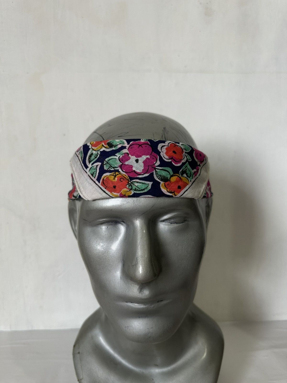 Givenchy × Vintage Vintage Givenchy Handkerchief/ Neckerchief/ Bandana Size ONE SIZE - 15 Thumbnail