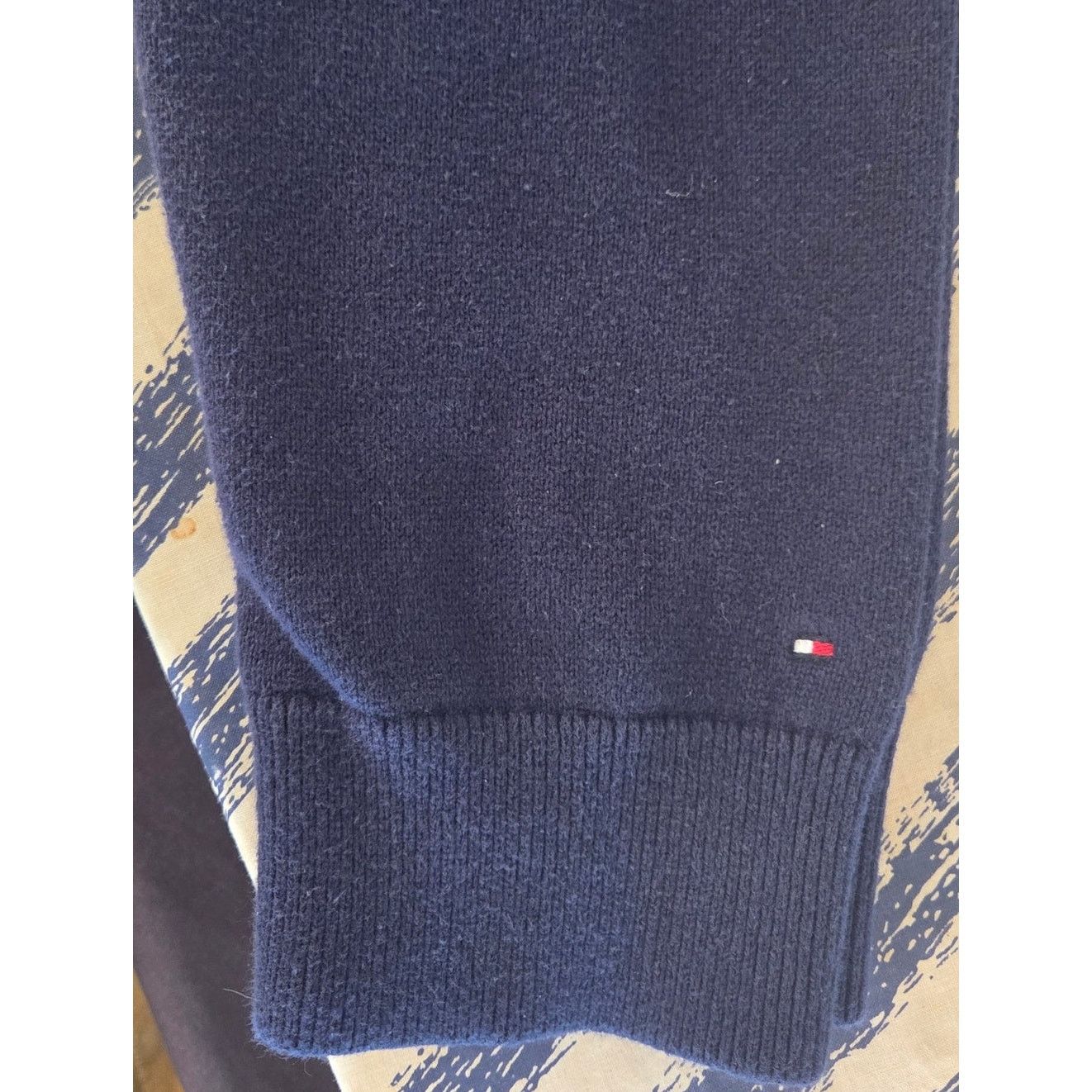 Tommy Hilfiger Chic Tommy Hilfiger Navy Blue Anchor Design Sweater Size L / US 10 / IT 46 - 6 Thumbnail