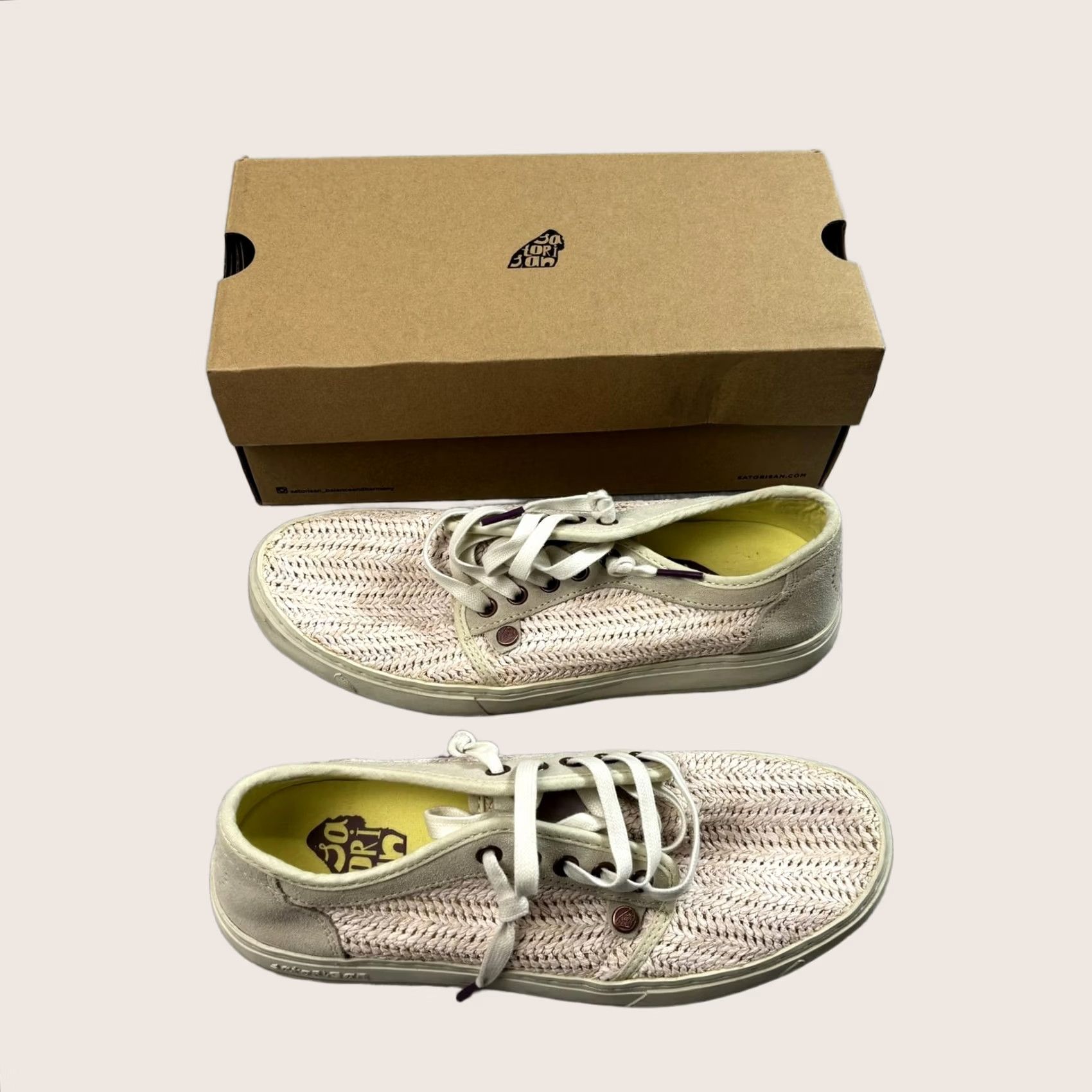 Vintage Softinos Womens Size 8 Pale Rose Woven Lace Up Low Top Casual Comfort Leather accents Boho Sneakers Shoes Size M / US 6-8 / IT 42-44 - 1 Thumbnail