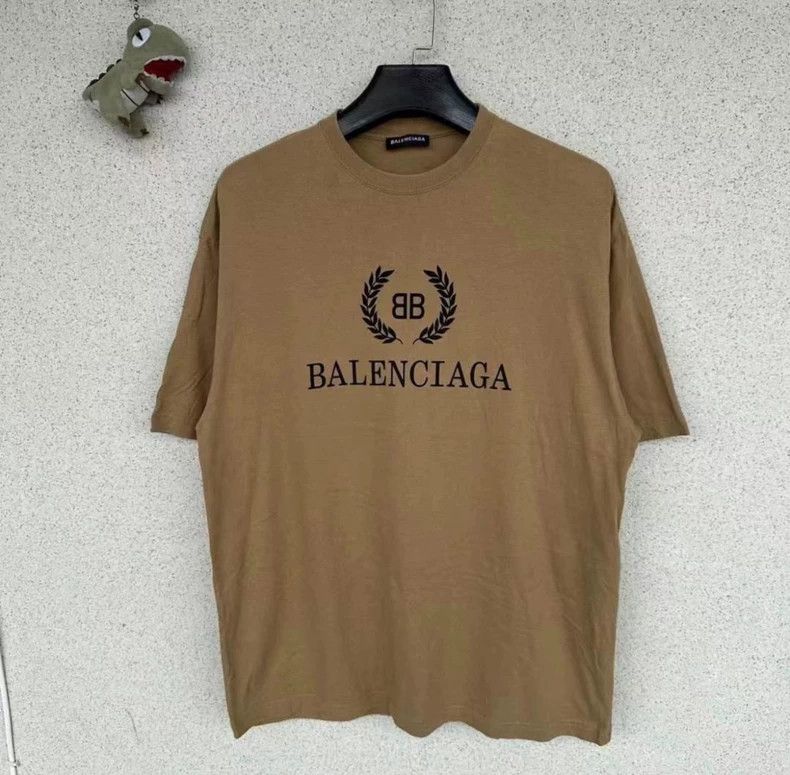 Balenciaga Balenciaga Khaki wheat ear short sleeve Size US L / EU 52-54 / 3 - 1 Thumbnail