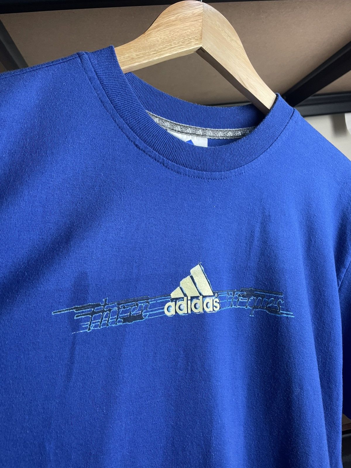 Adidas Vintage Adidas Three Stripes Blue Short Sleeve Size US L / EU 52-54 / 3 - 7 Thumbnail