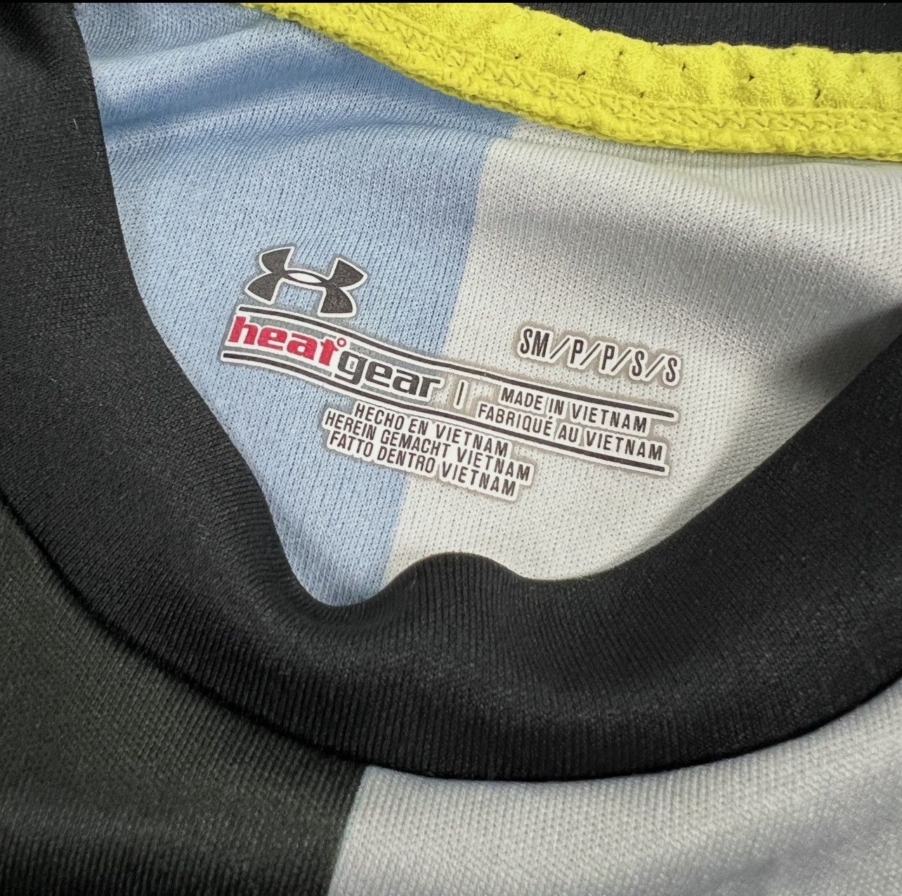 Under Armour Vintage 2012 Under Armour Tottenham Hotspur Third Jersey Size US S / EU 44-46 / 1 - 3 Thumbnail