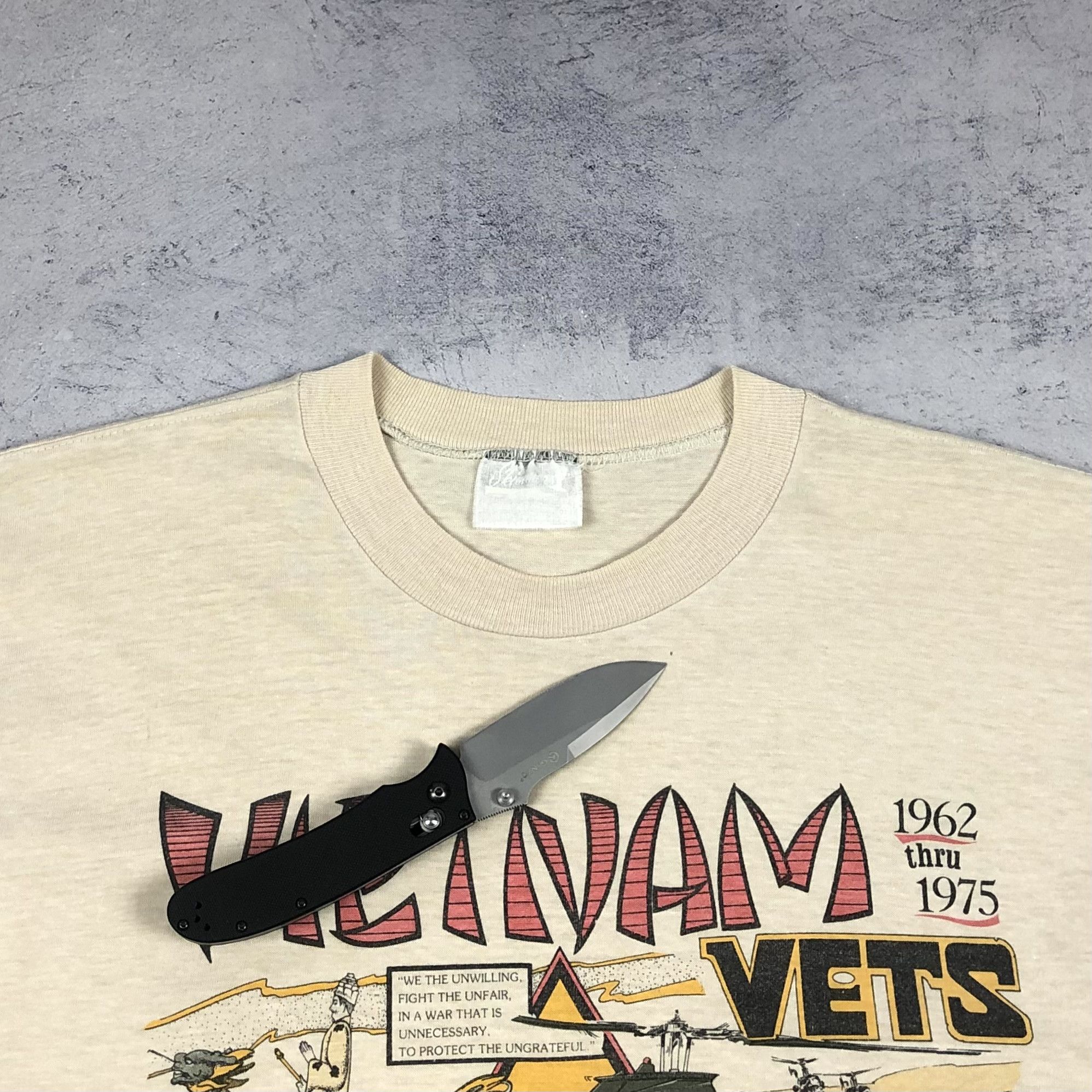 Vintage 90s Vietnam Vets Lest We Forget R. Wetzel Tee Size US L / EU 52-54 / 3 - 12 Thumbnail