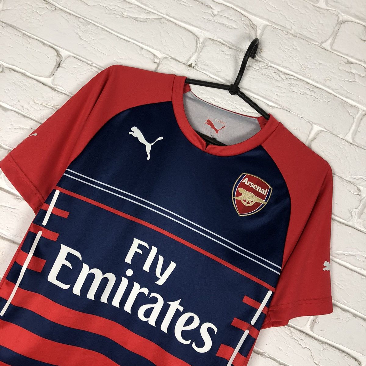 Puma Arsenal 2014 2015 training soccer jersey Size US S / EU 44-46 / 1 - 2 Thumbnail