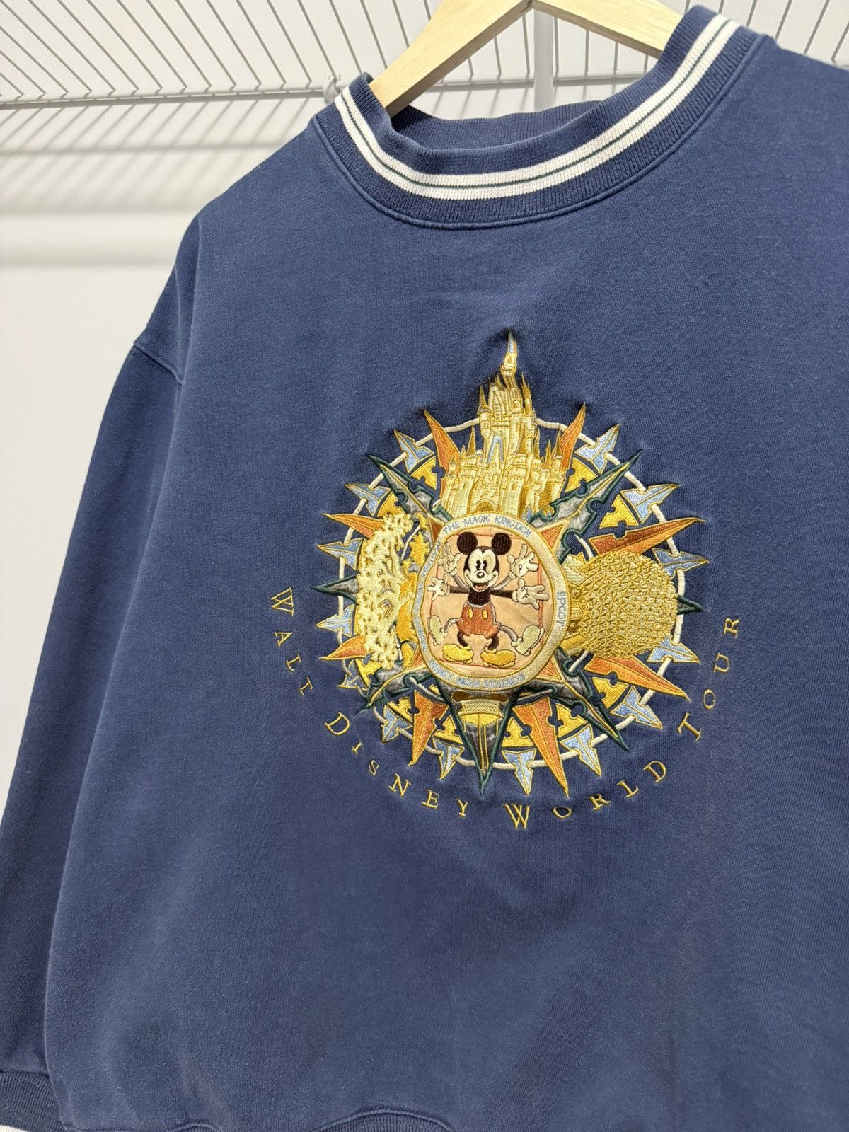Disney × Mickey Mouse × Vintage Vintage Rare Walt Disney World Tour Four Parks Crewneck Size US L / EU 52-54 / 3 - 2 Thumbnail