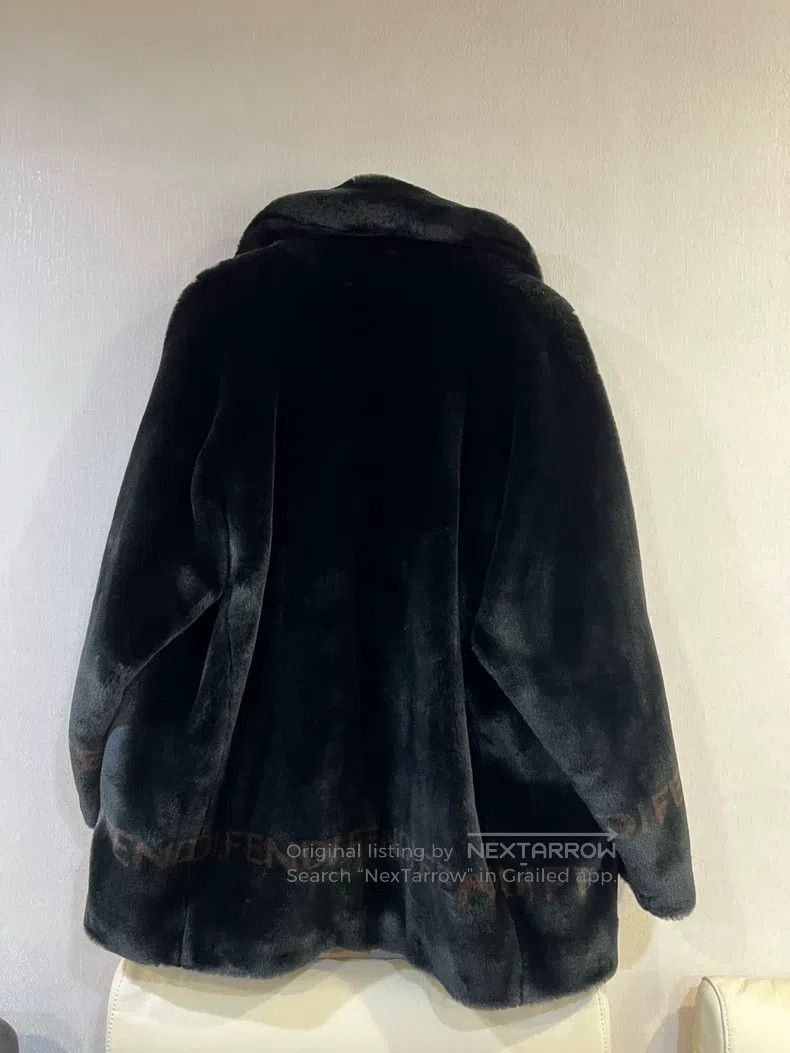 Fendi Fendi Black fur Size S / US 4 / IT 40 - 2 Thumbnail