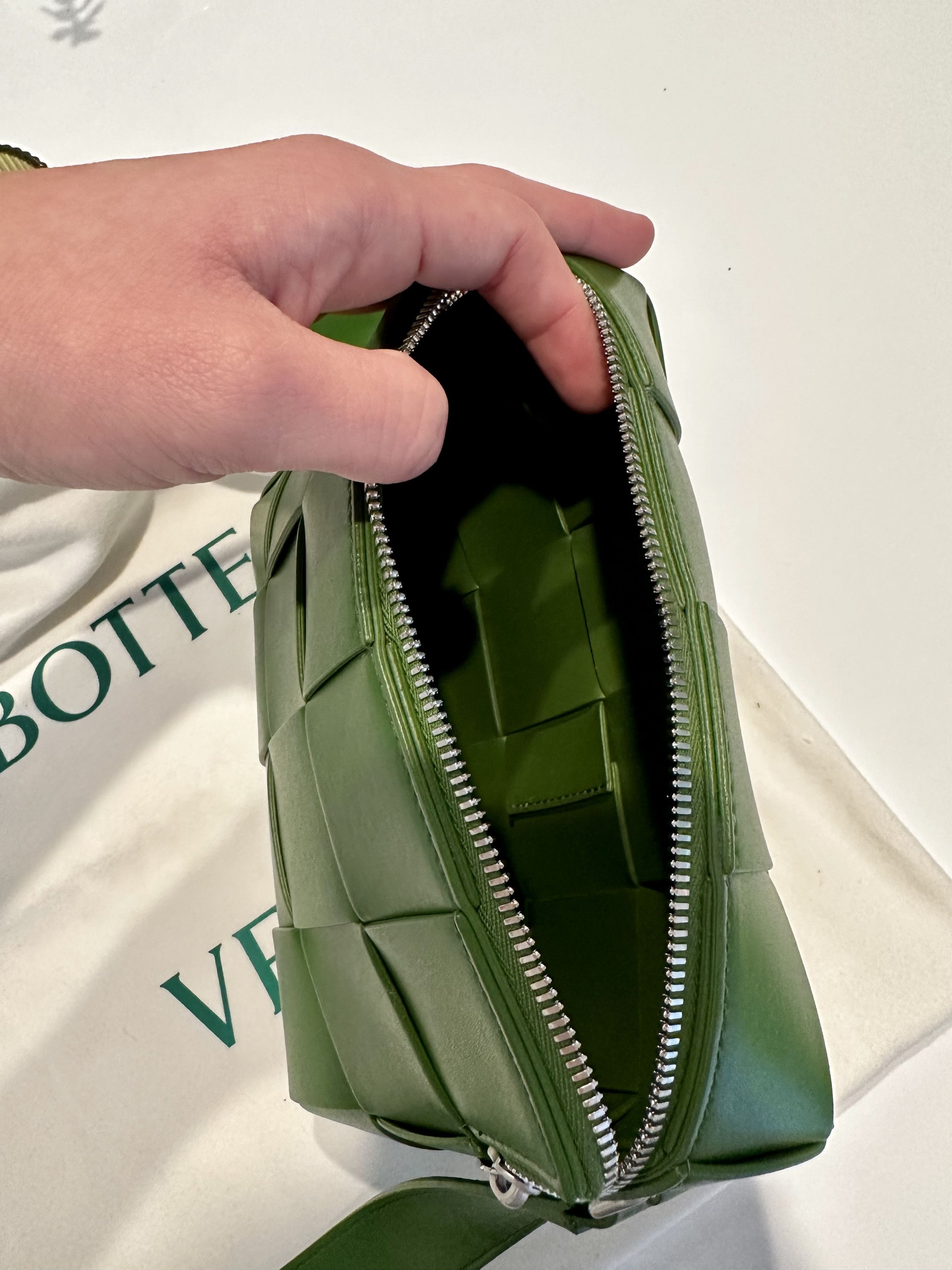 Bottega Veneta Bottega Veneta Camera Cassette Bag Size ONE SIZE - 4 Thumbnail