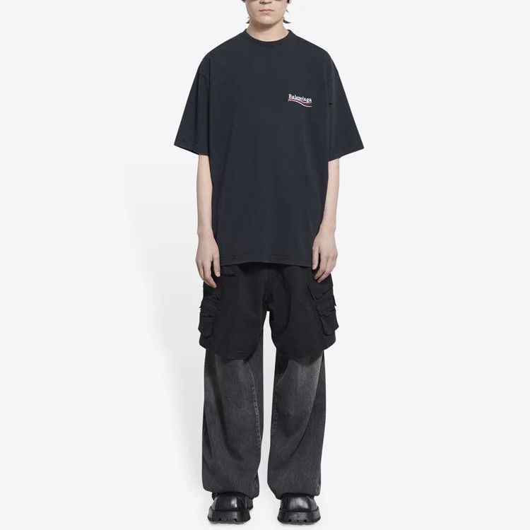Balenciaga o1srvl11e0526 Large Fit T-Shirt in Black/White Size US XL / EU 56 / 4 - 3 Thumbnail