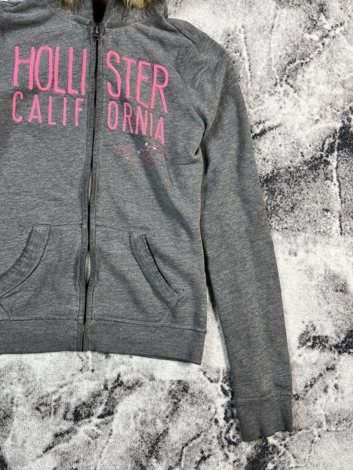 Hollister Hollister Y2K Fur Hoodie Grey Womens XS Fits S Size XS / US 0-2 / IT 36-38 - 3 Thumbnail