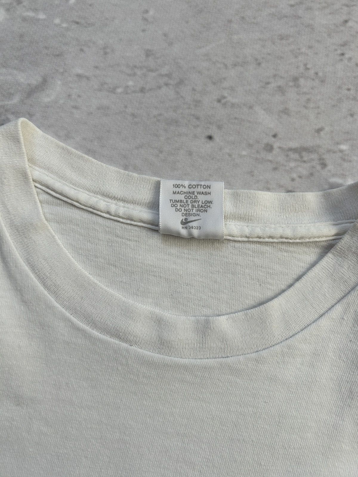 Jordan Brand × Nike × Vintage 🔥VINTAGE NIKE AIR JORDAN SINGLE STITCH BIG LOGO T-SHIRT 80s🔥 Size US M / EU 48-50 / 2 - 6 Thumbnail