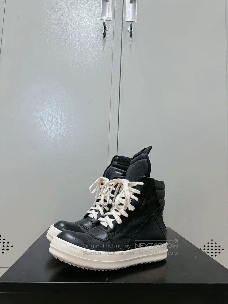 Rick Owens Rick Owens Pure Black Leather Inverted Triangle Size US 4.5 / IT 34.5 - 1 Thumbnail