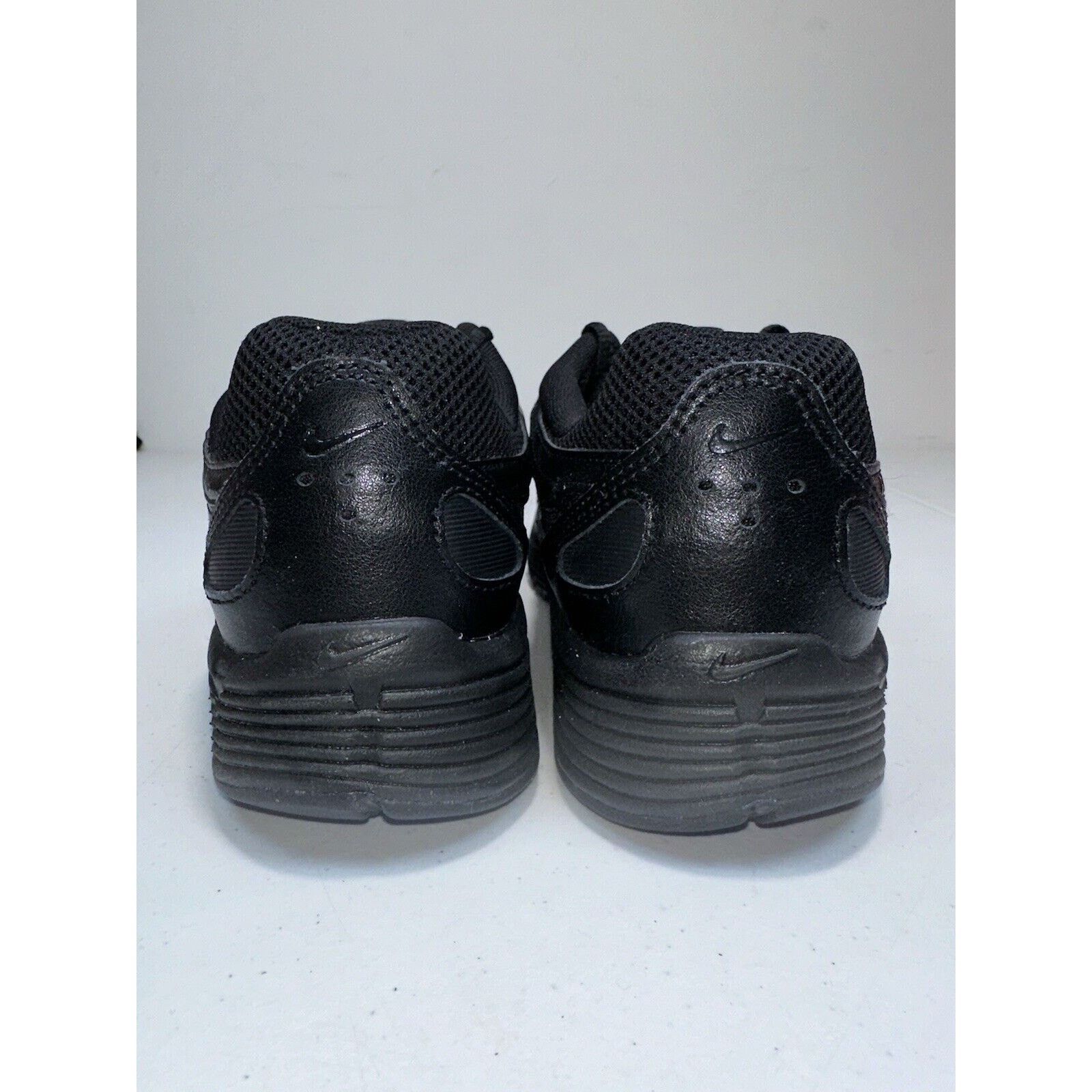 Nike Nike P-6000 Triple Black Mens Sz 9 Black Black CD6404-002 Size US 9 / EU 42 - 4 Thumbnail