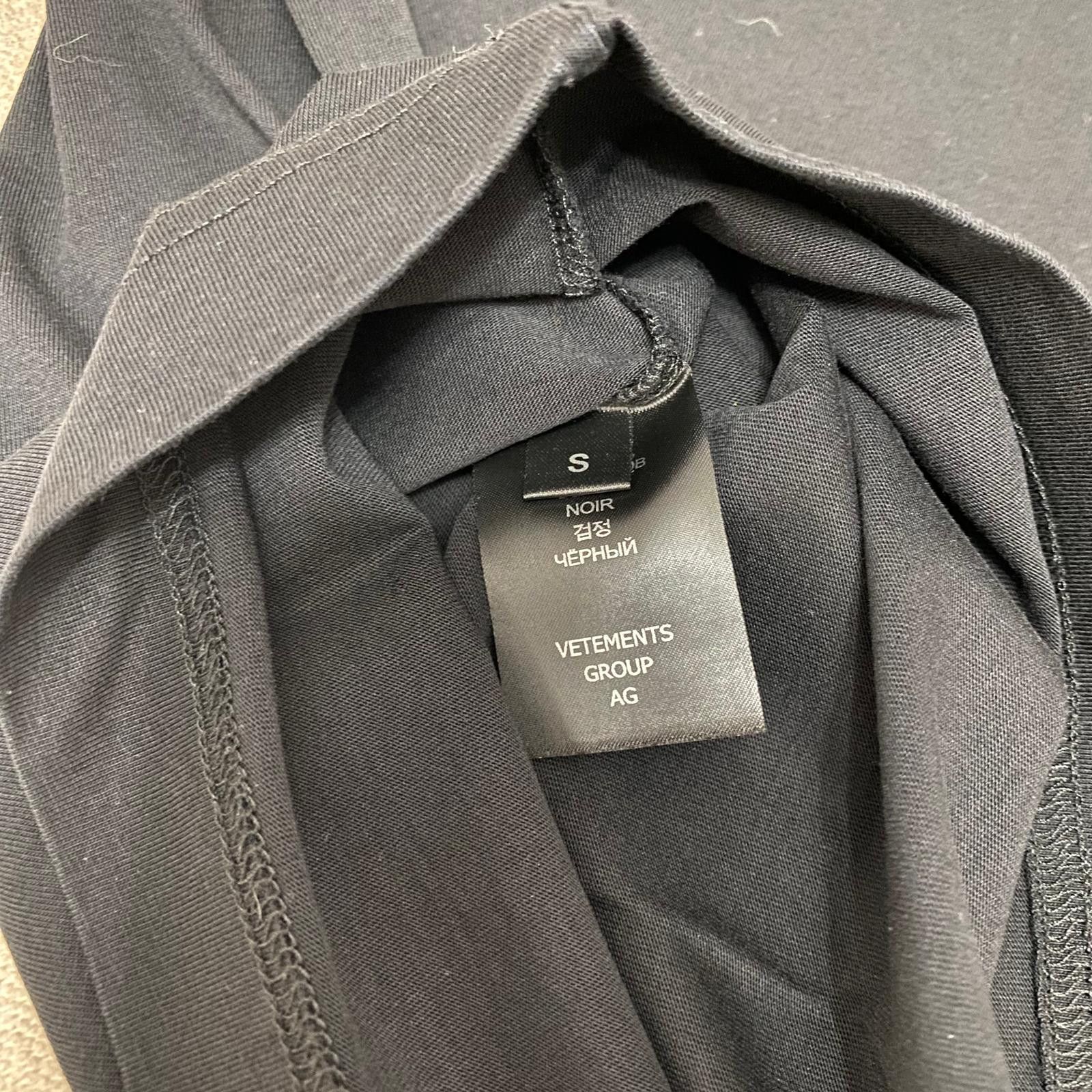 Vetements Black "Show You My Vetements" Logo Oversized T-Shirt Size US S / EU 44-46 / 1 - 8 Thumbnail