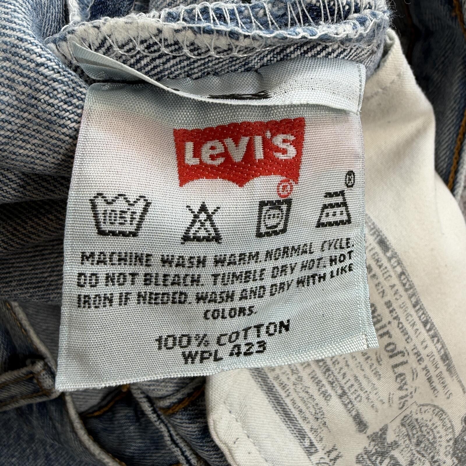 Levi's Levis 501 Jeans Mens 36x32 Light Wash Straight Leg Button Size US 36 / EU 52 - 6 Thumbnail