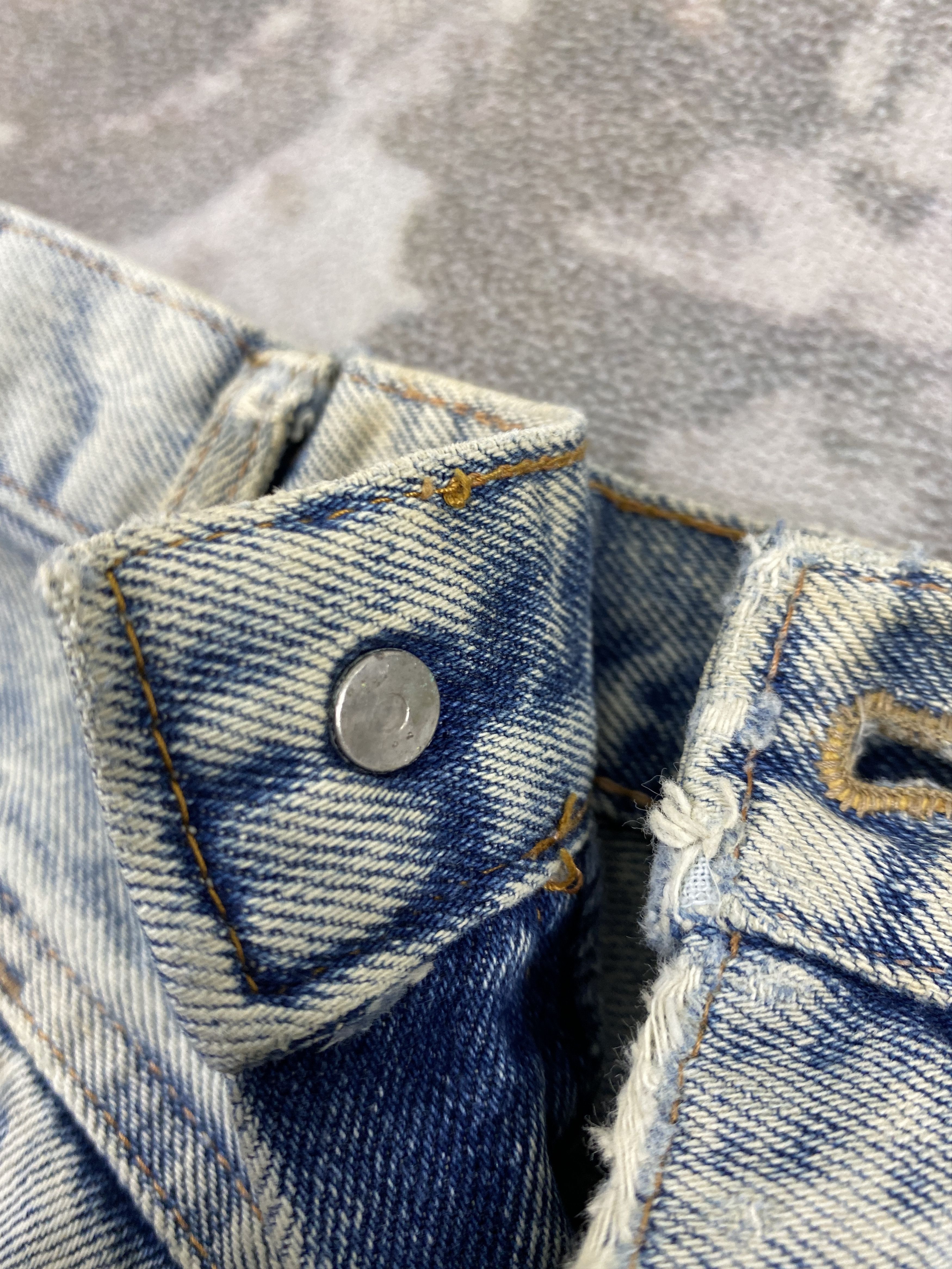 Japanese Brand Distressed Blue Vintage Baggy Jeans 33x27 Denim- JN3750 Size US 33 - 7 Thumbnail