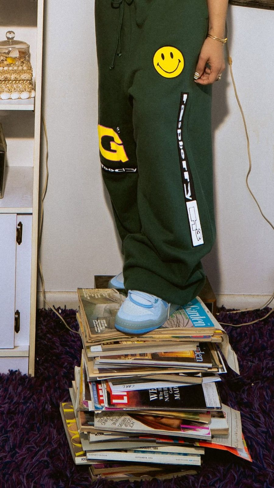 The GV Gallery GV Gallery x Greedy Unit GU Green Garbage Sweatpants Size US 32 / EU 48 - 2 Thumbnail
