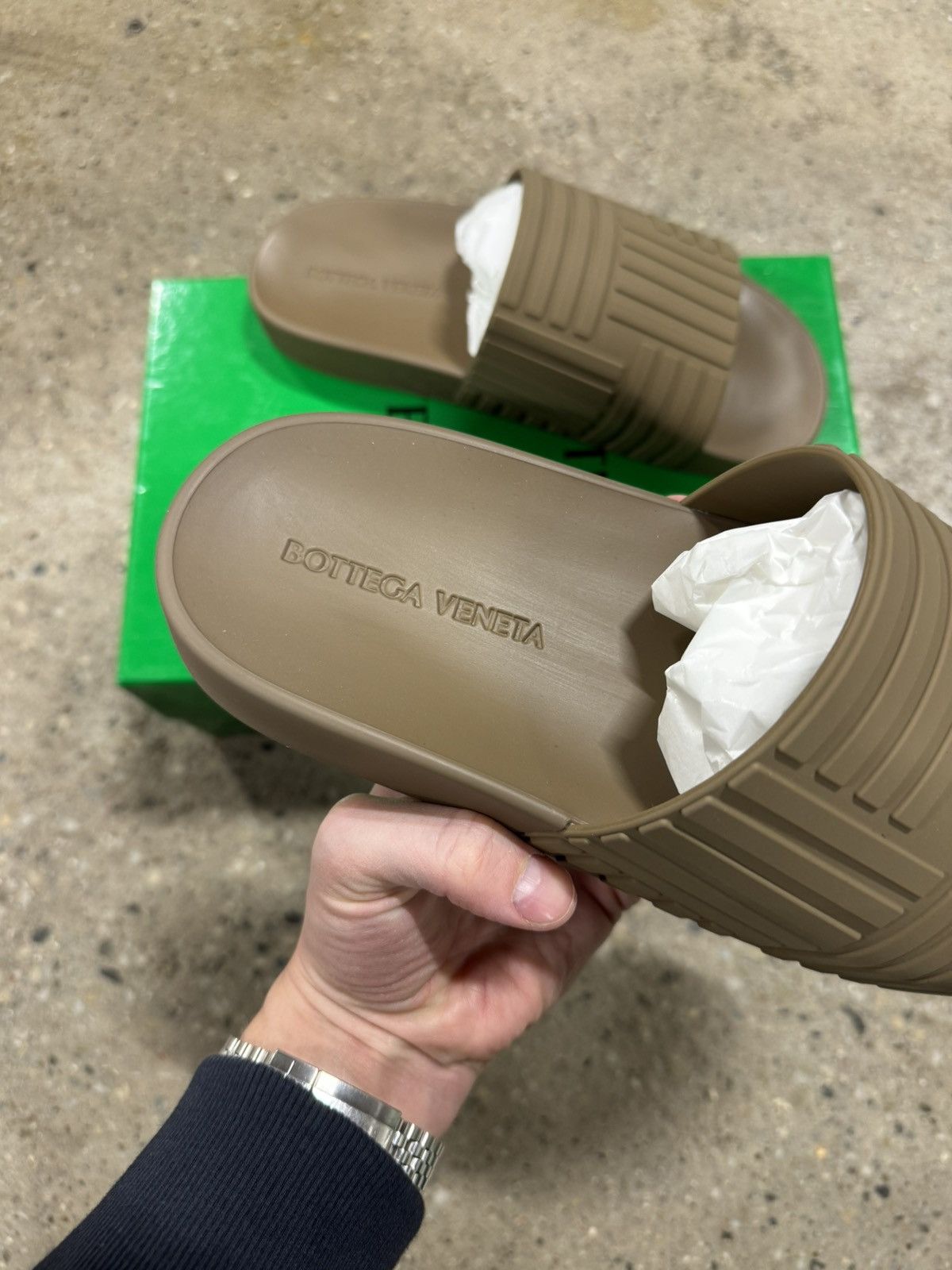 Bottega Veneta Bottega Veneta Embossed Rubber Slides NEW 550$ Size US 9 / EU 42 - 2 Thumbnail