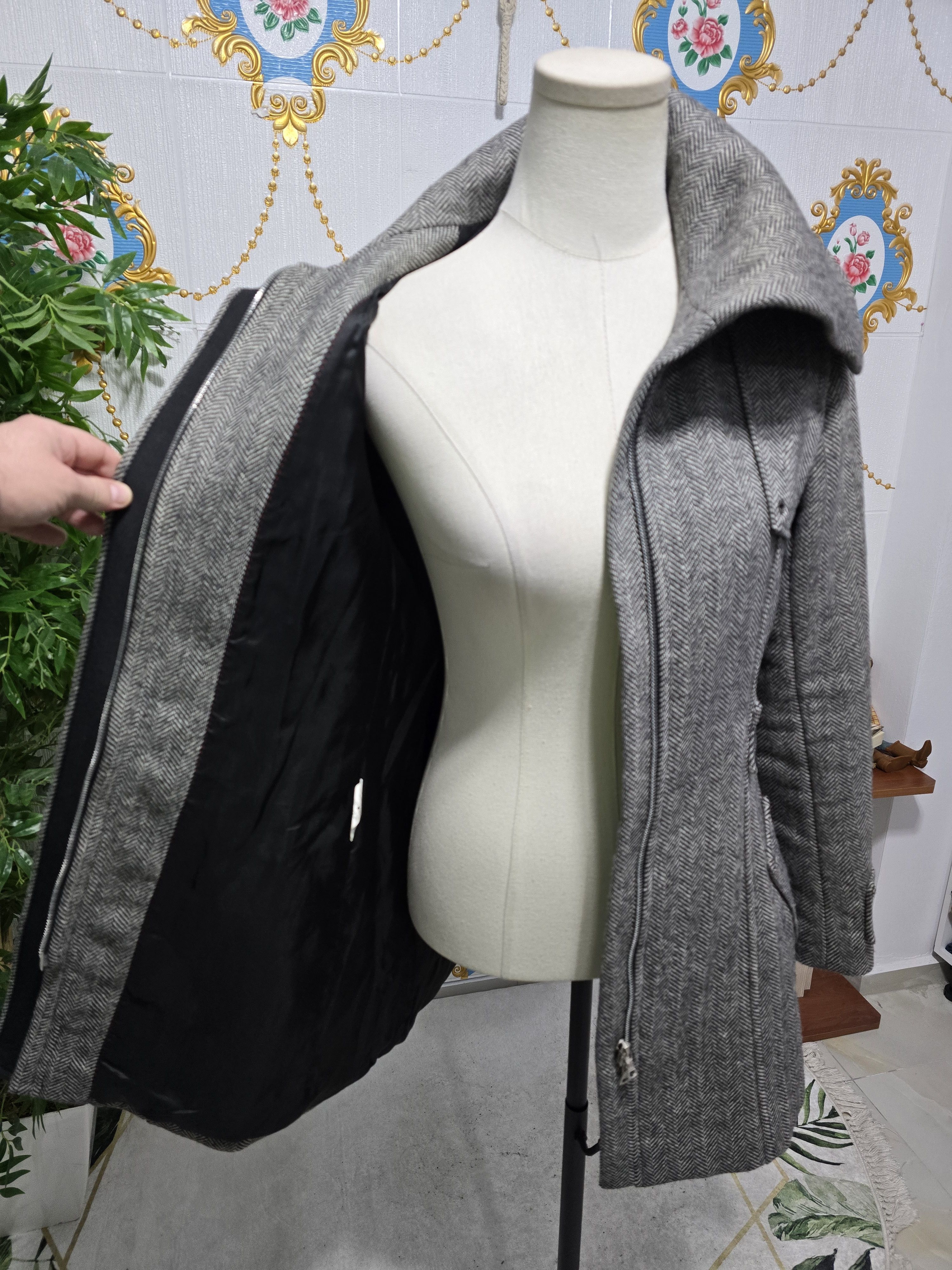 Carolina Herrera CAROLINA HERRERA new wool coat women Medium Size M / US 6-8 / IT 42-44 - 16 Thumbnail