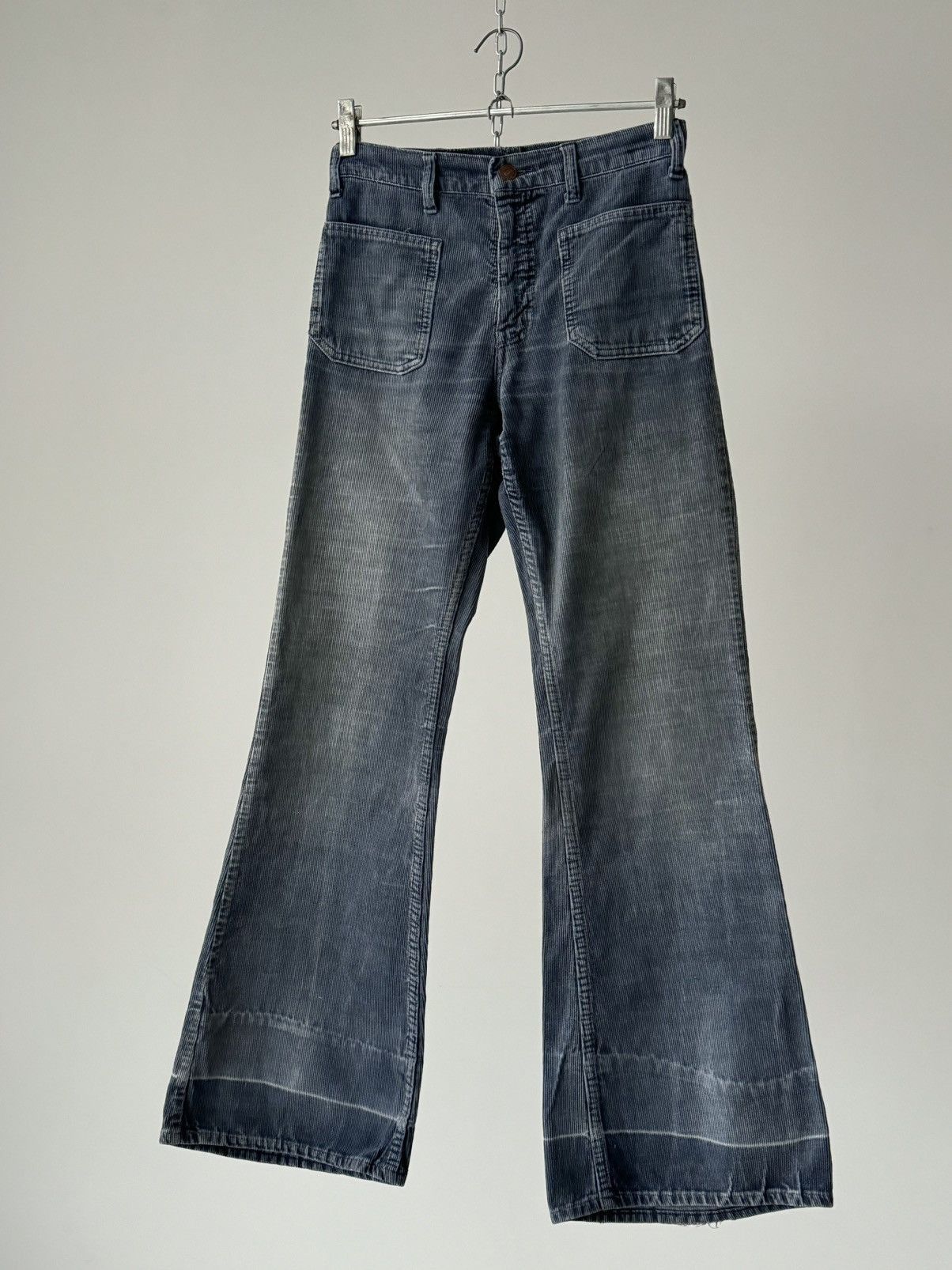 Levi's × Vintage 1970s Levi’s White Tab BIG E Women’s Flare Corduroy Pants Size 26" / US 2 / IT 38 - 1 Thumbnail
