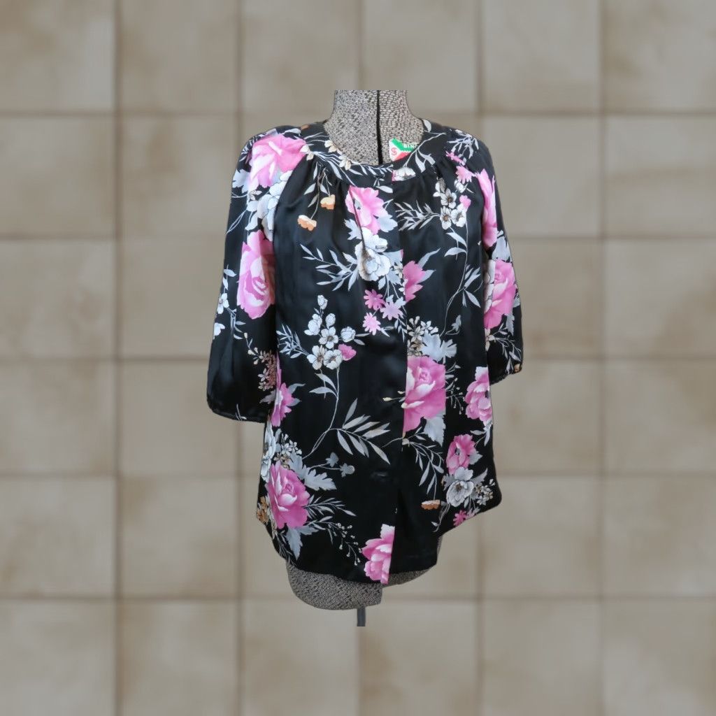 Vintage VINTAGE Malihini Hawaii Island Button Up Shirt M Black Floral Hawaiian Tiki Poly Mens Size US M / EU 48-50 / 2 - 1 Thumbnail