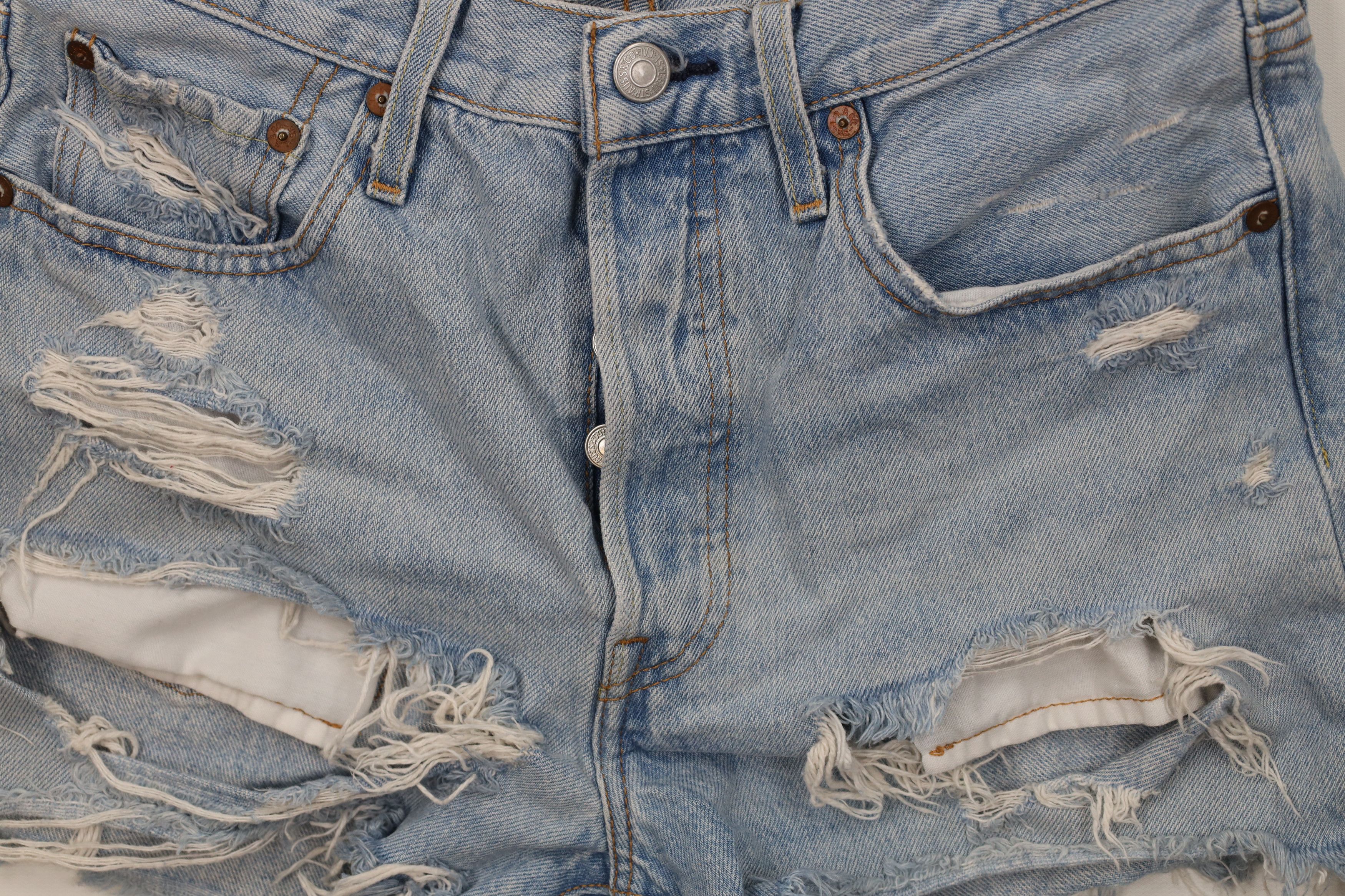Levi's Vintage Y2K Levis 501xx Fly Cut Off Denim Jean Shorts Blue Size 26" / US 2 / IT 38 - 3 Thumbnail