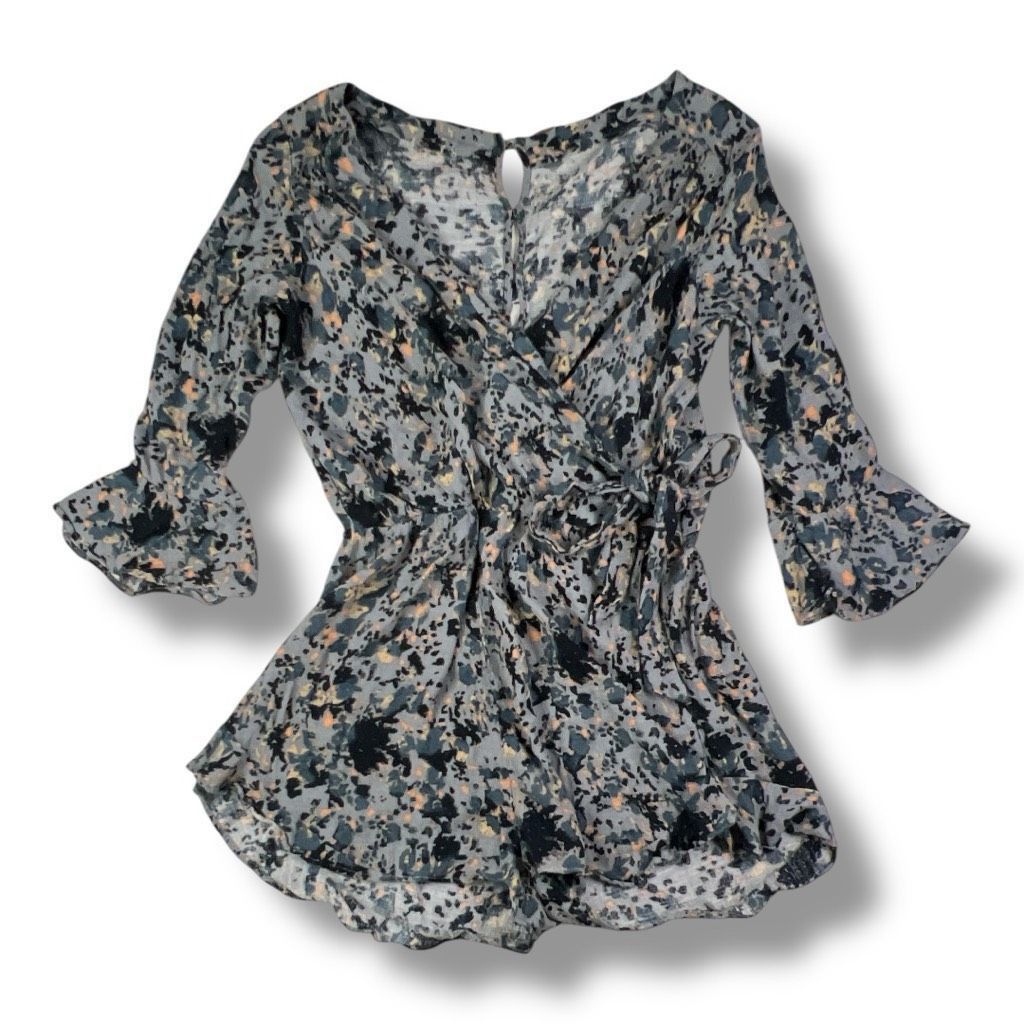 Free People Free People All The Right Ruffles Floral Romper Size Small Size US 26 / EU 42 - 4 Thumbnail