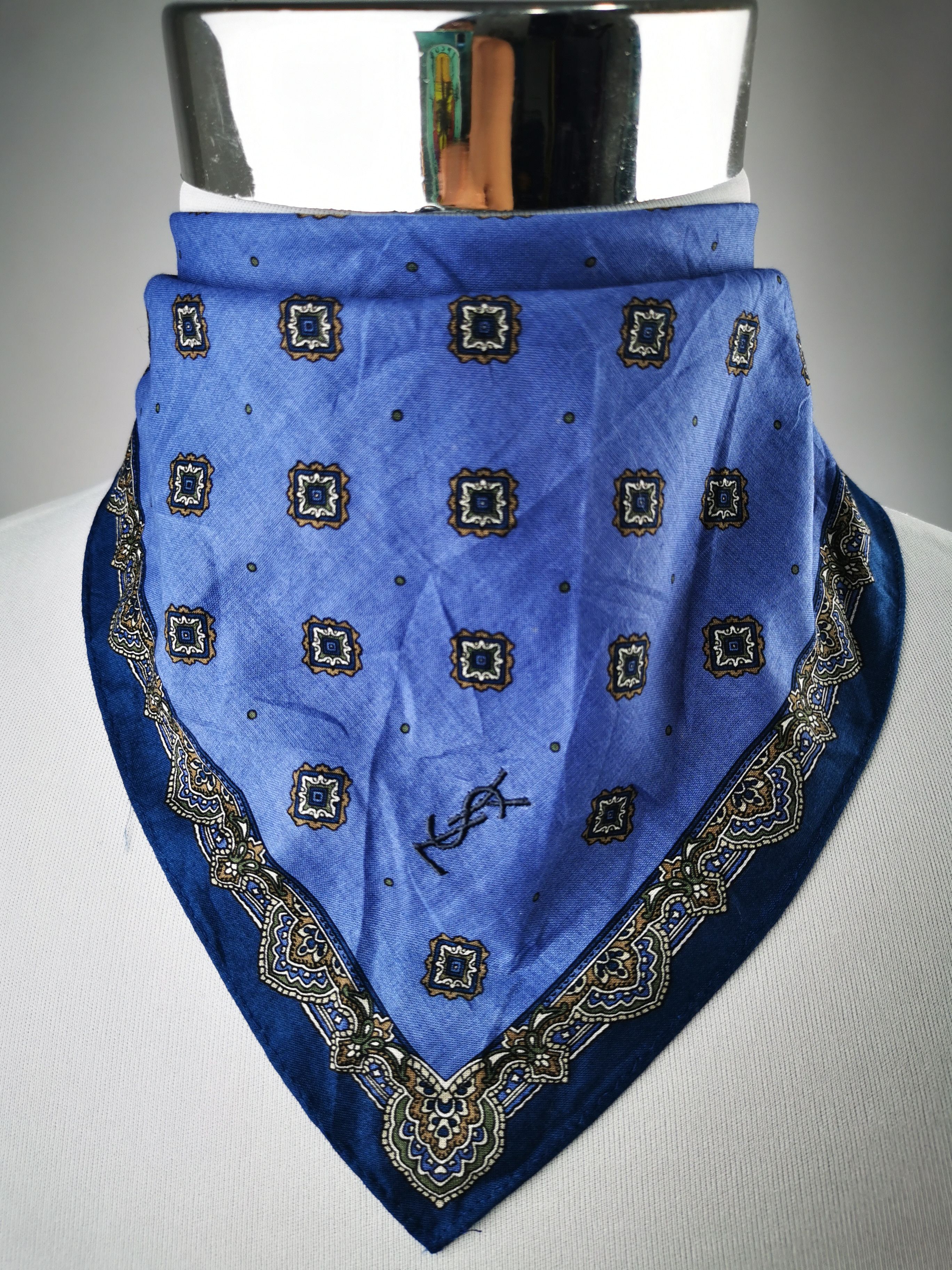 Vintage × Yves Saint Laurent Yves saint laurent handkerchief / bandana / neckerchief Size ONE SIZE - 1 Thumbnail