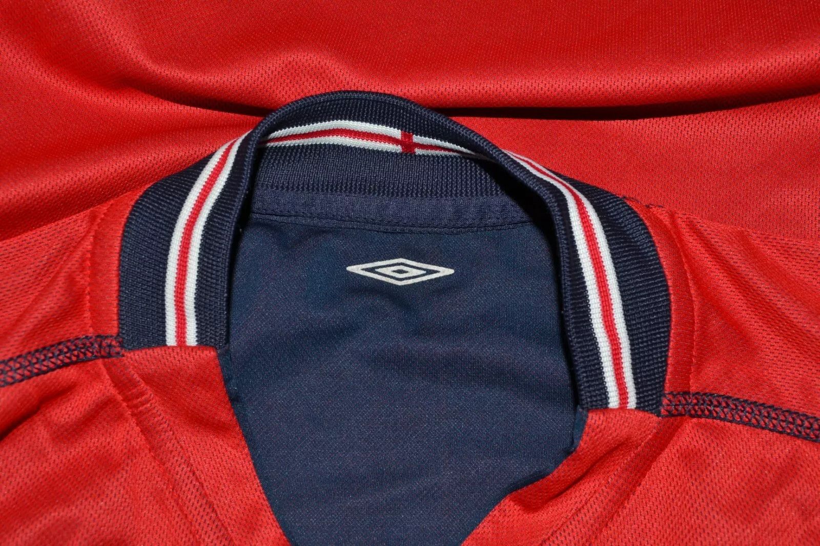Umbro ENGLAND 2002/2003/2004 FOOTBALL SHIRT UMBRO XL ADULT LONG Size US XL / EU 56 / 4 - 3 Thumbnail