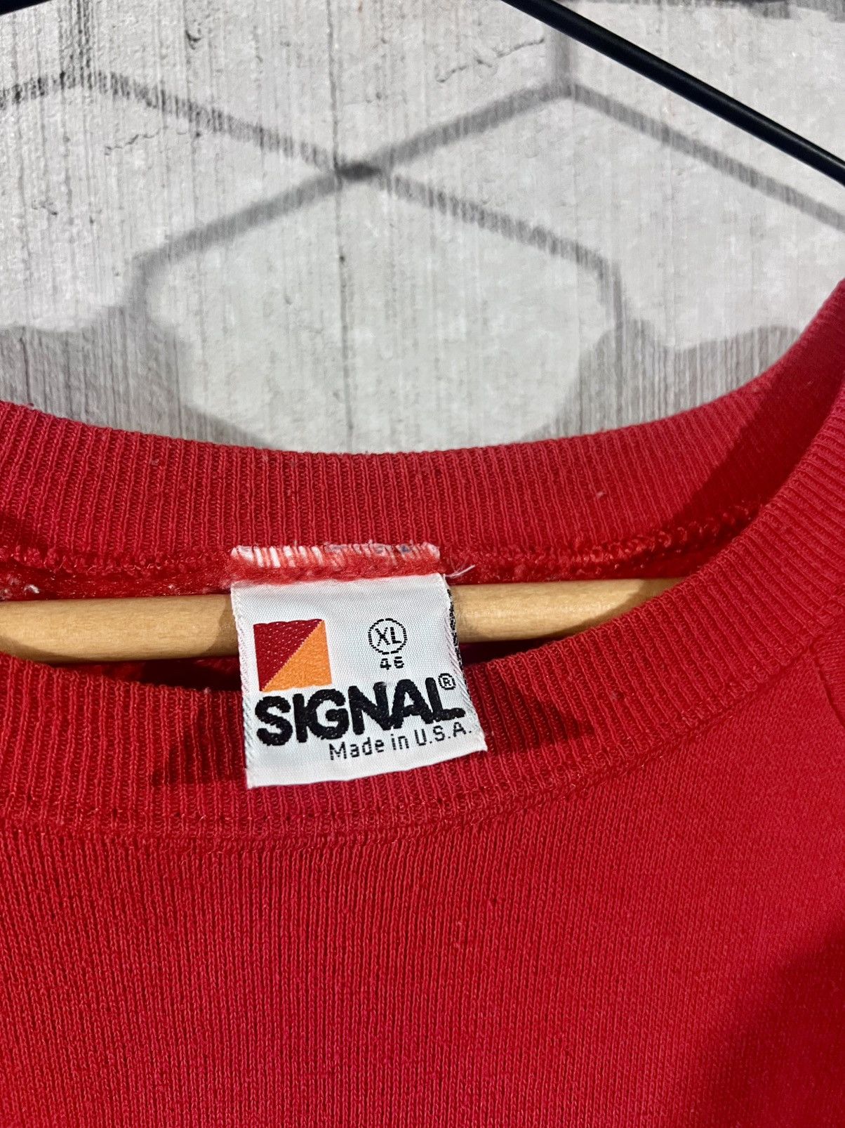 Other Vintage Detroit Michigan Signal Sweatshirt Red 90s Size US XL / EU 56 / 4 - 6 Thumbnail