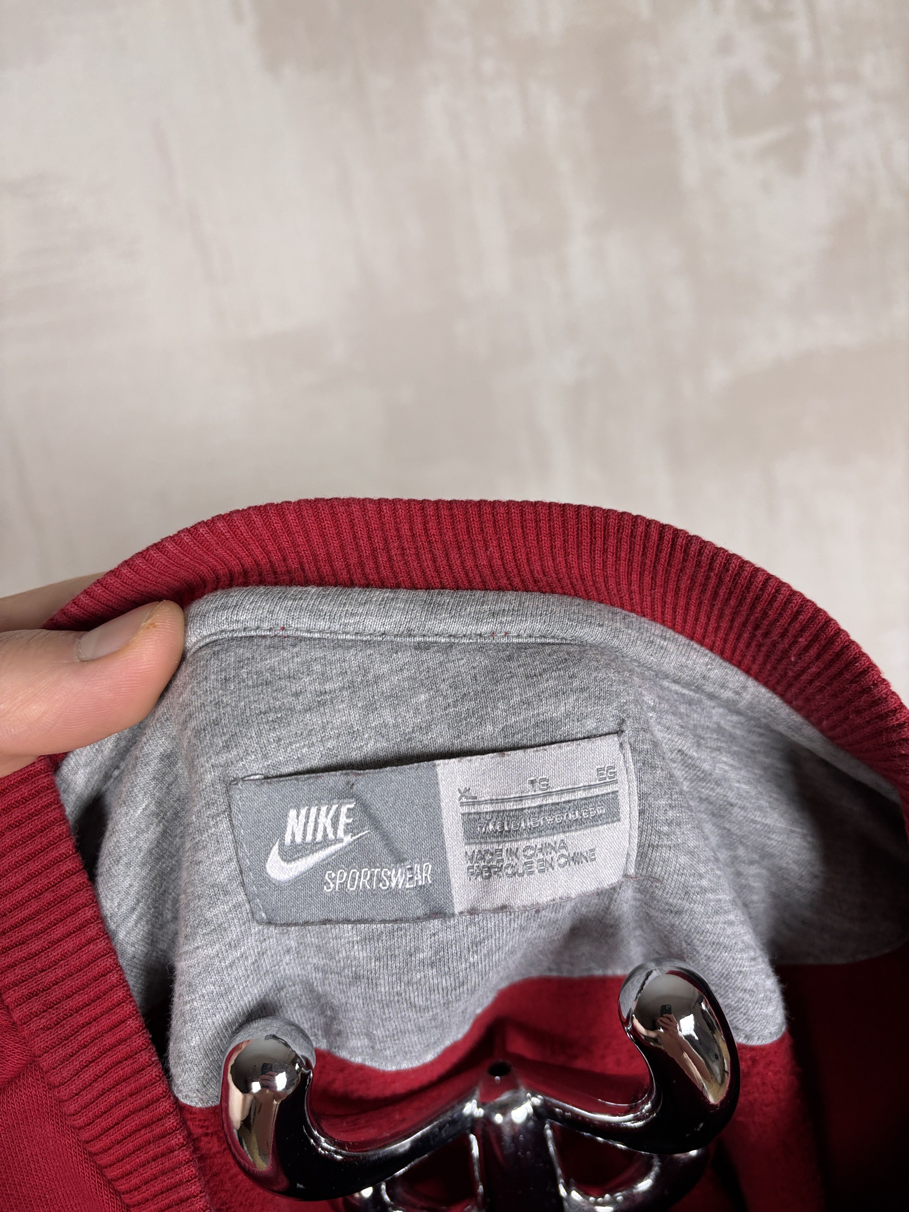 Nike × Vintage 00's Nike Sportswear Vintage Big Logo Crew Neck Sweatshirt Size US XL / EU 56 / 4 - 7 Thumbnail