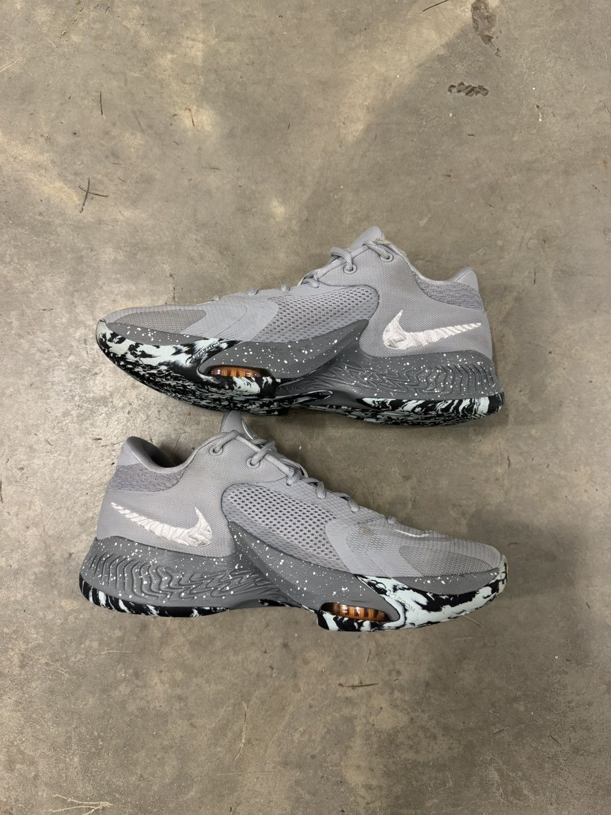Nike Nike Zoom Freak 4 Etched in Stone Size 10 Size US 10 / EU 43 - 3 Thumbnail