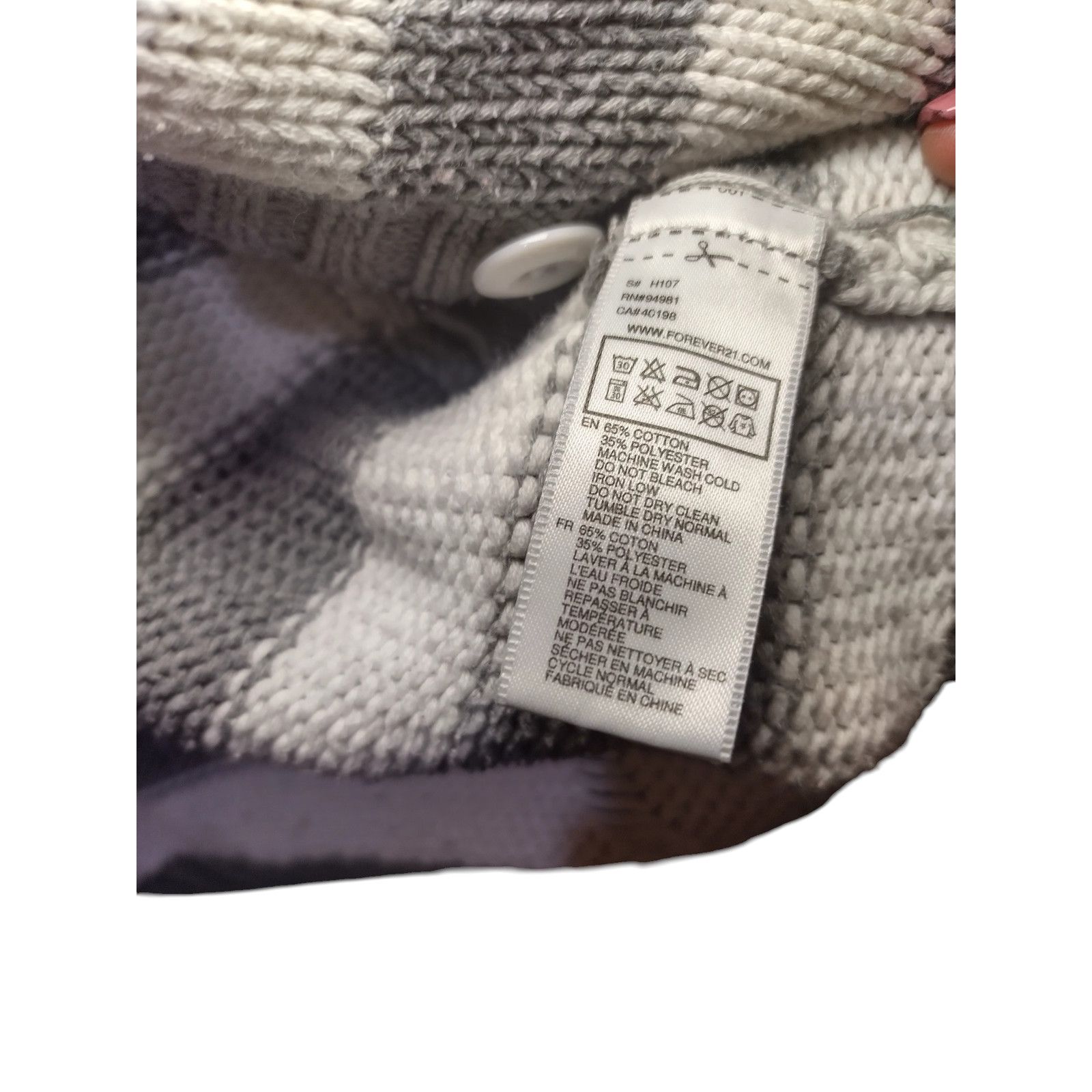 Forever 21 Forever 21 Cardigan Sweater Knit V-Neck Striped Sz MD Size M / US 6-8 / IT 42-44 - 11 Thumbnail
