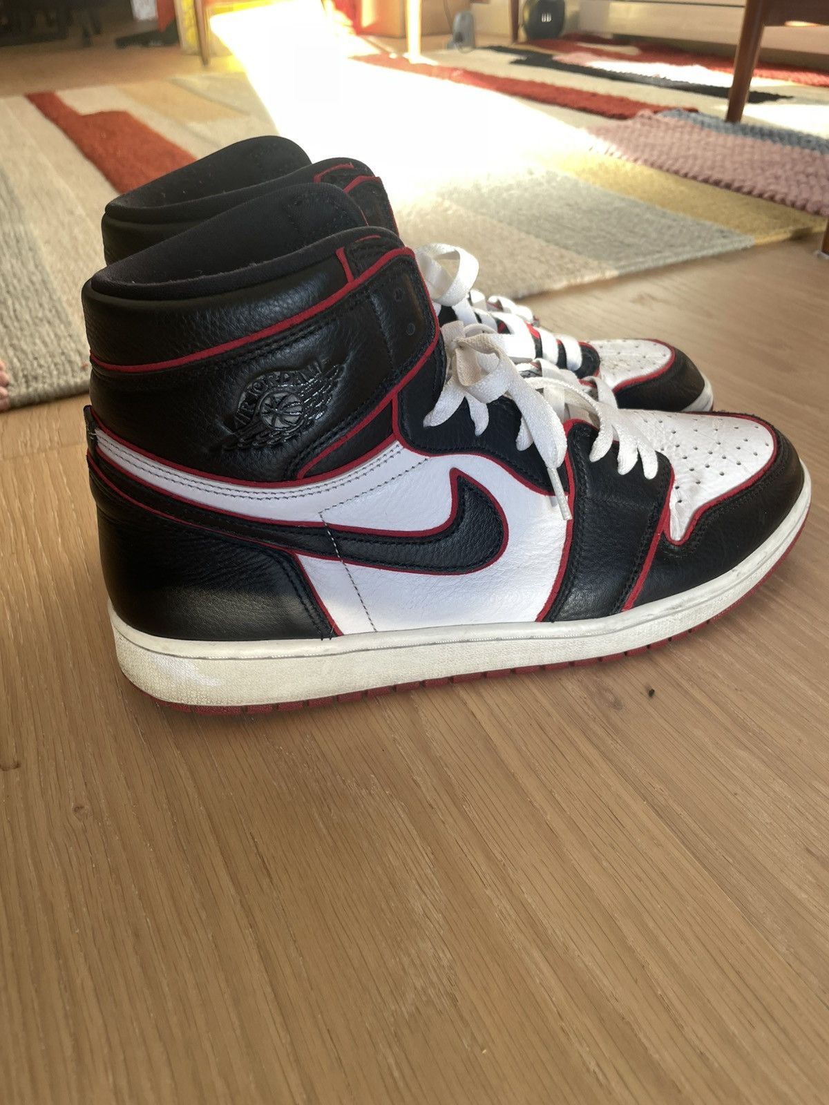 Jordan Brand Air Jordan 1 Retro High OG 'Bloodline' 2019 Size US 12 / EU 45 - 1 Thumbnail