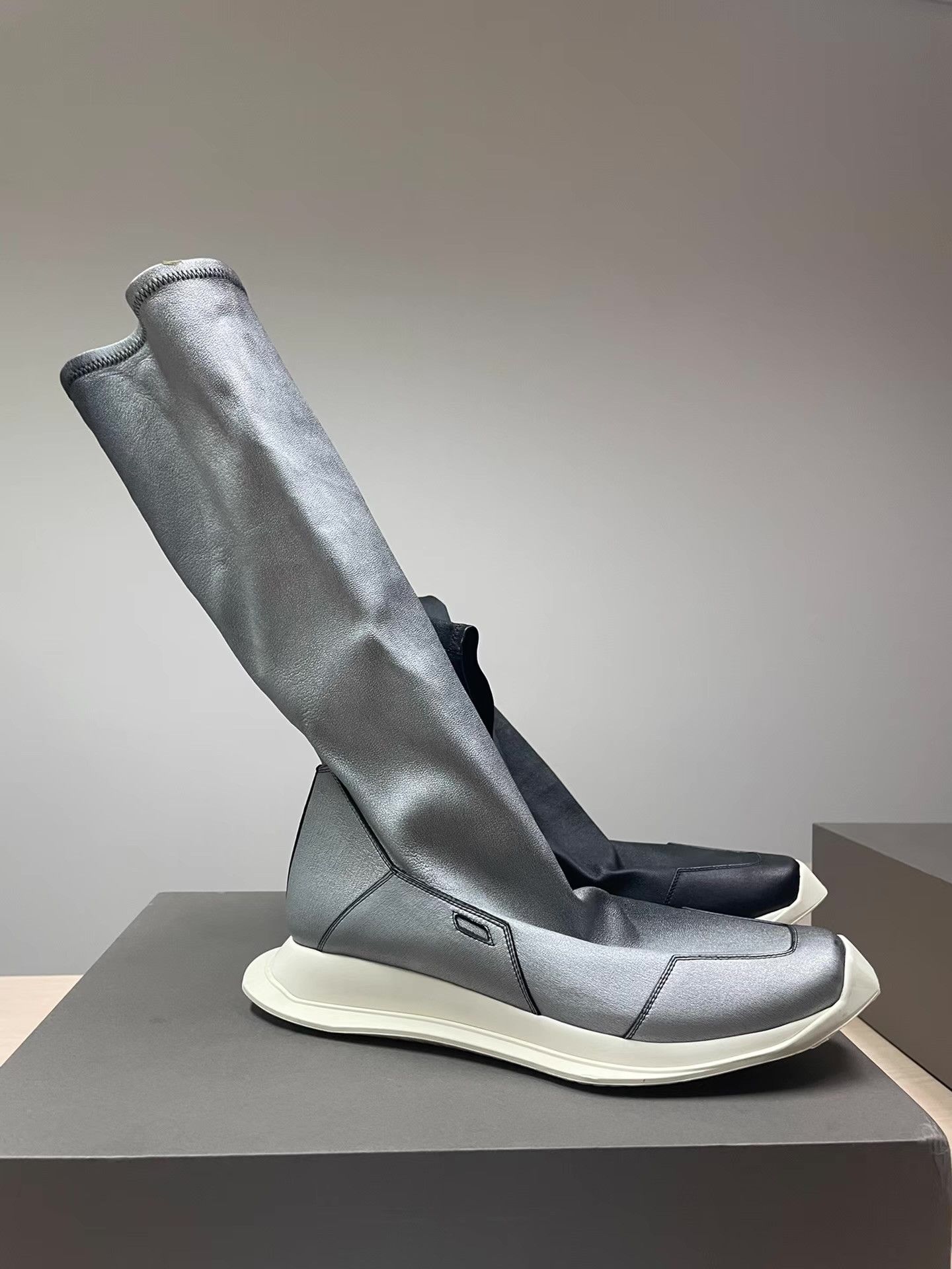Rick Owens Rick Owens Gradient Lambskin Ramones Boots Ｑ21 Size US 8 / EU 41 - 3 Thumbnail