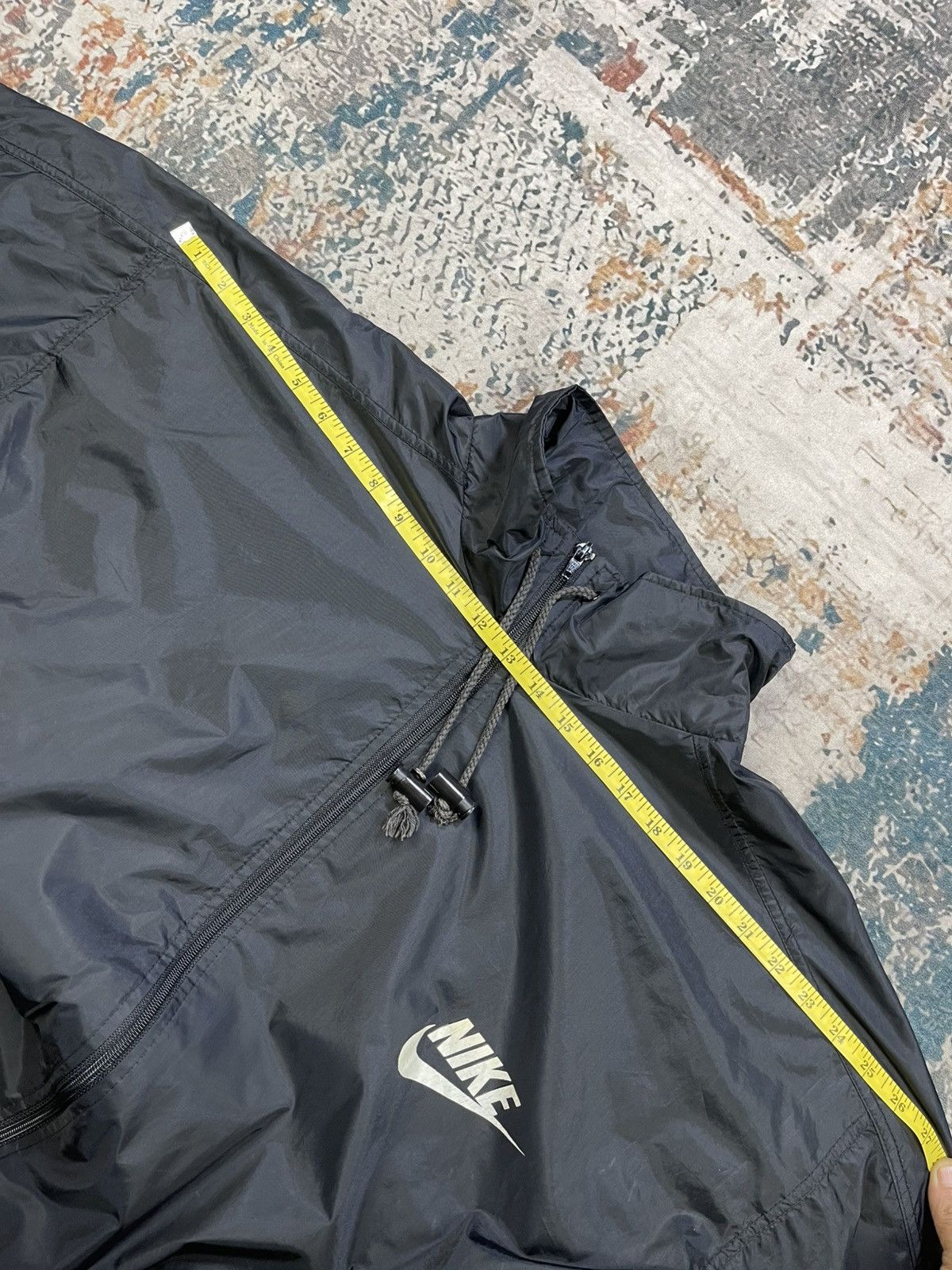 Nike Vintage 90s Nike Big Swoosh Windbreaker Jacket Size US L / EU 52-54 / 3 - 12 Thumbnail