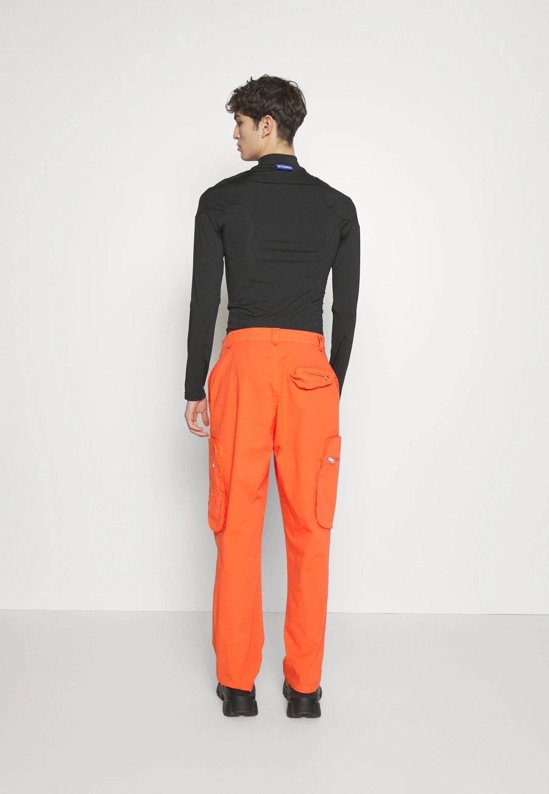 Henrik Vibskov !DS! SS23 Henrik Vibskov Flame Orange Cargo Pants Size US 32 / EU 48 - 5 Thumbnail