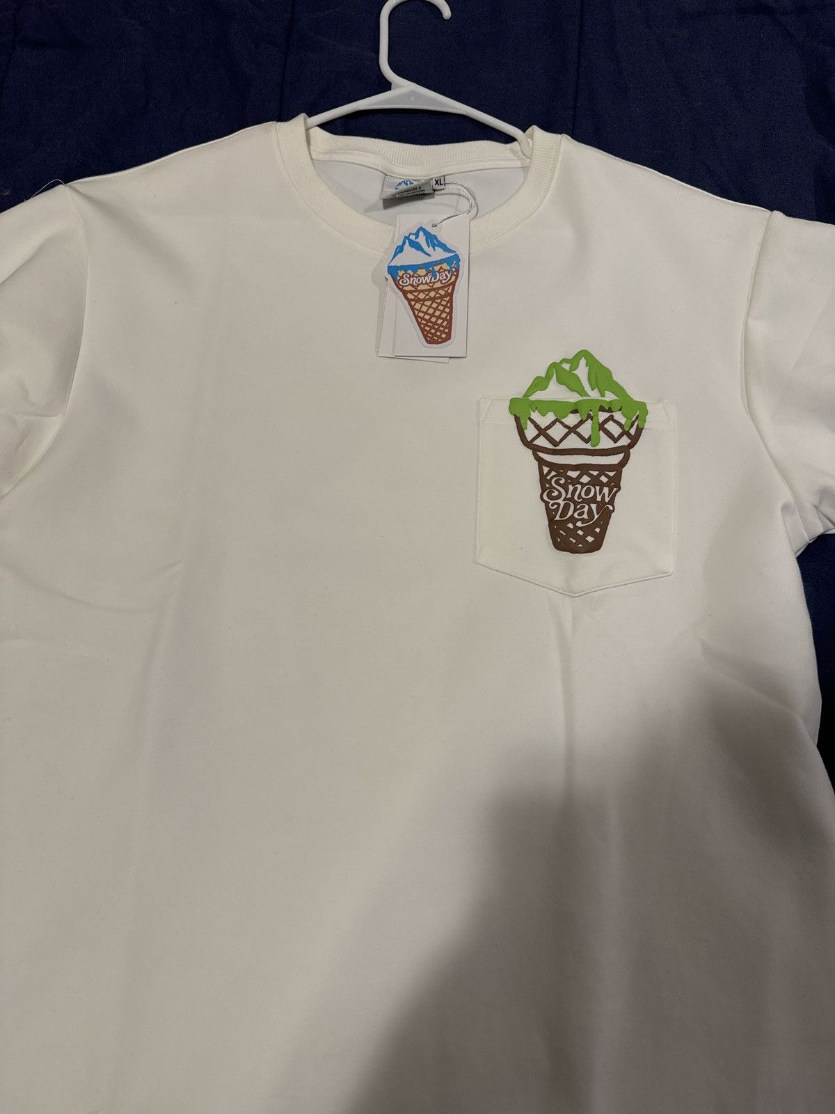 Other SnowDay ice cream mountain tee Size US XL / EU 56 / 4 - 1 Thumbnail
