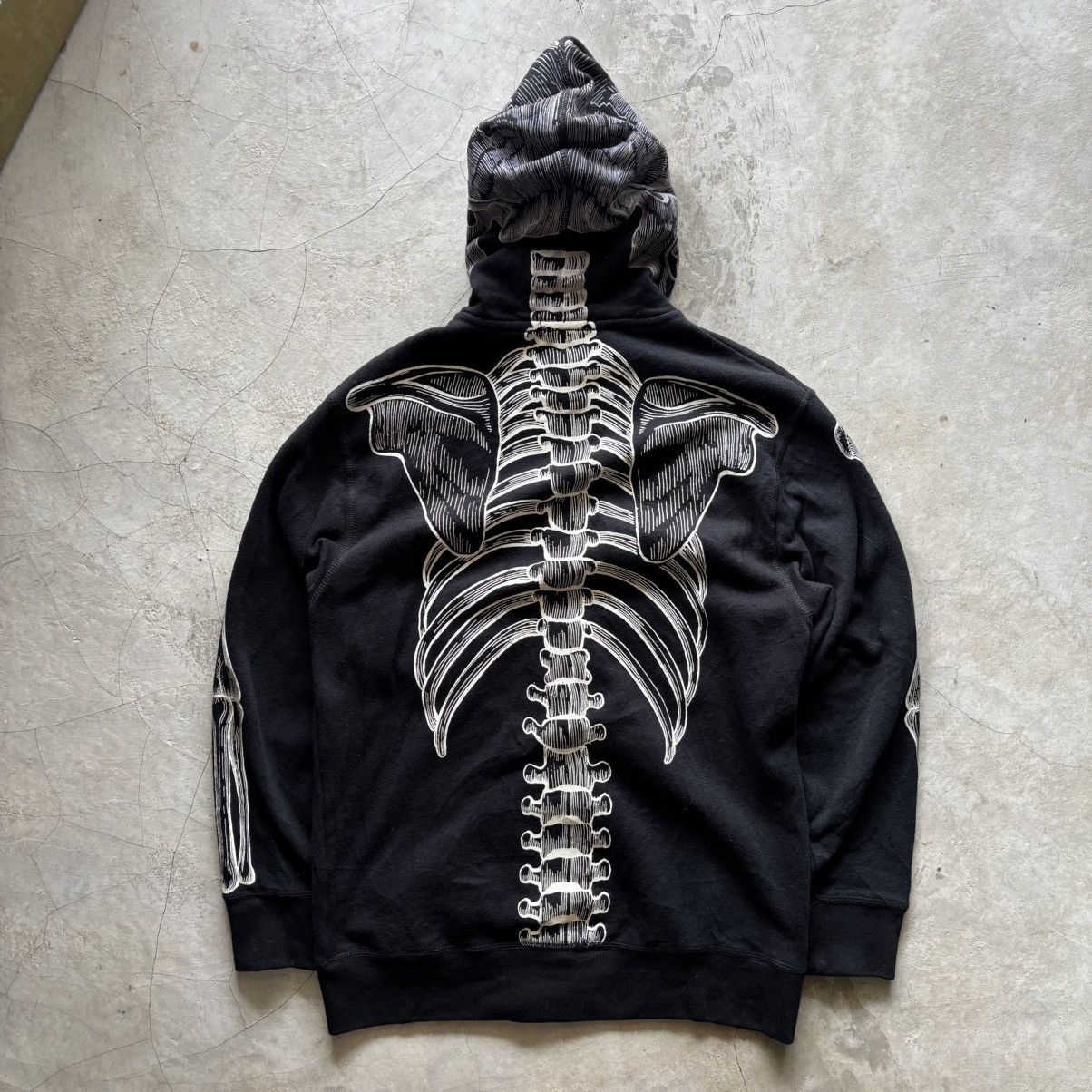 If Six Was Nine × Japanese Brand × Le Grande Bleu (L.G.B.) Gapkids Halloween Skeleton Punk Style Hoodie Size US S / EU 44-46 / 1 - 2 Thumbnail