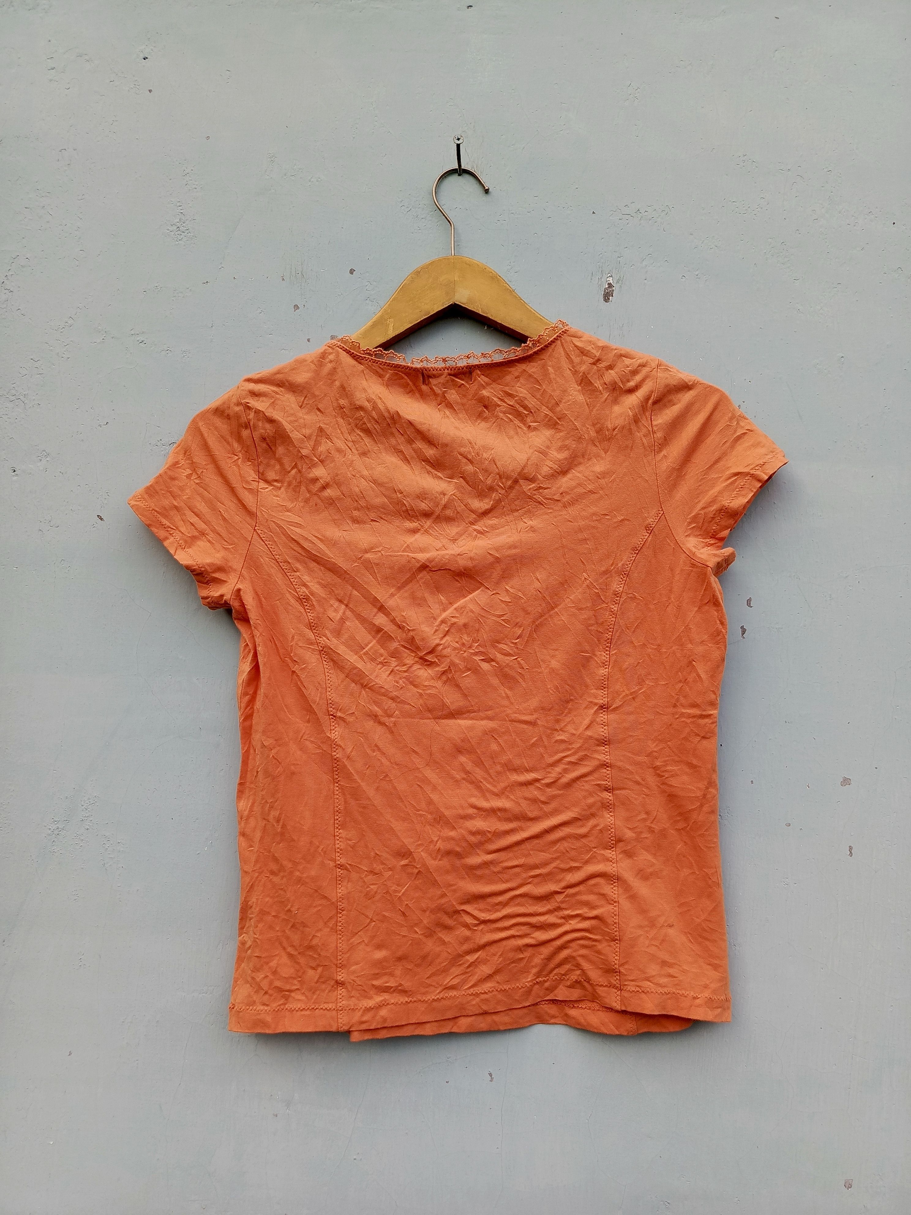 Designer × Japanese Brand Burberry London orange basic tshirt Size XS / US 0-2 / IT 36-38 - 6 Thumbnail