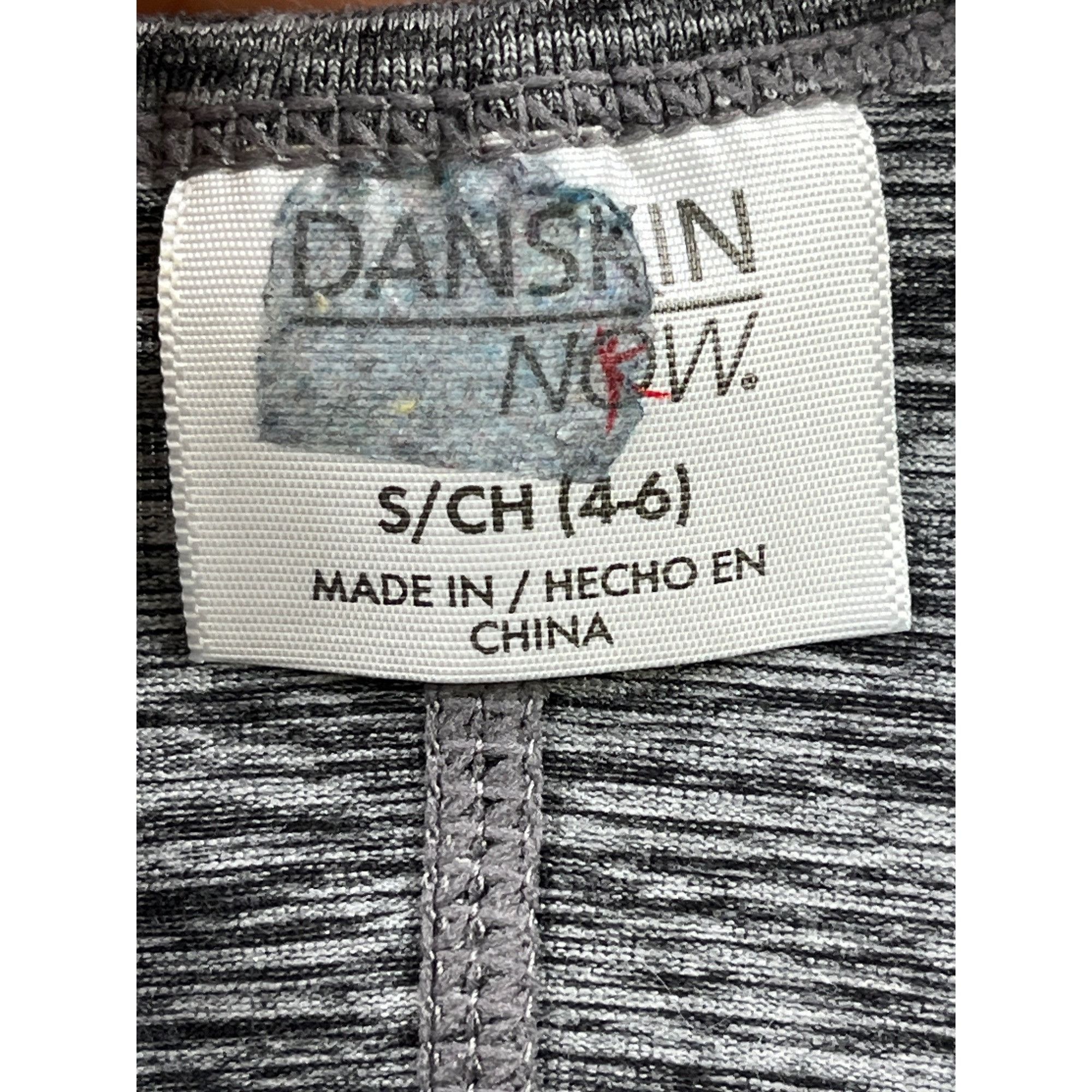 Other Danskin SKU 7683 Womens Heathered Gray Long Sleeve Top Size Size S / US 4 / IT 40 - 12 Thumbnail