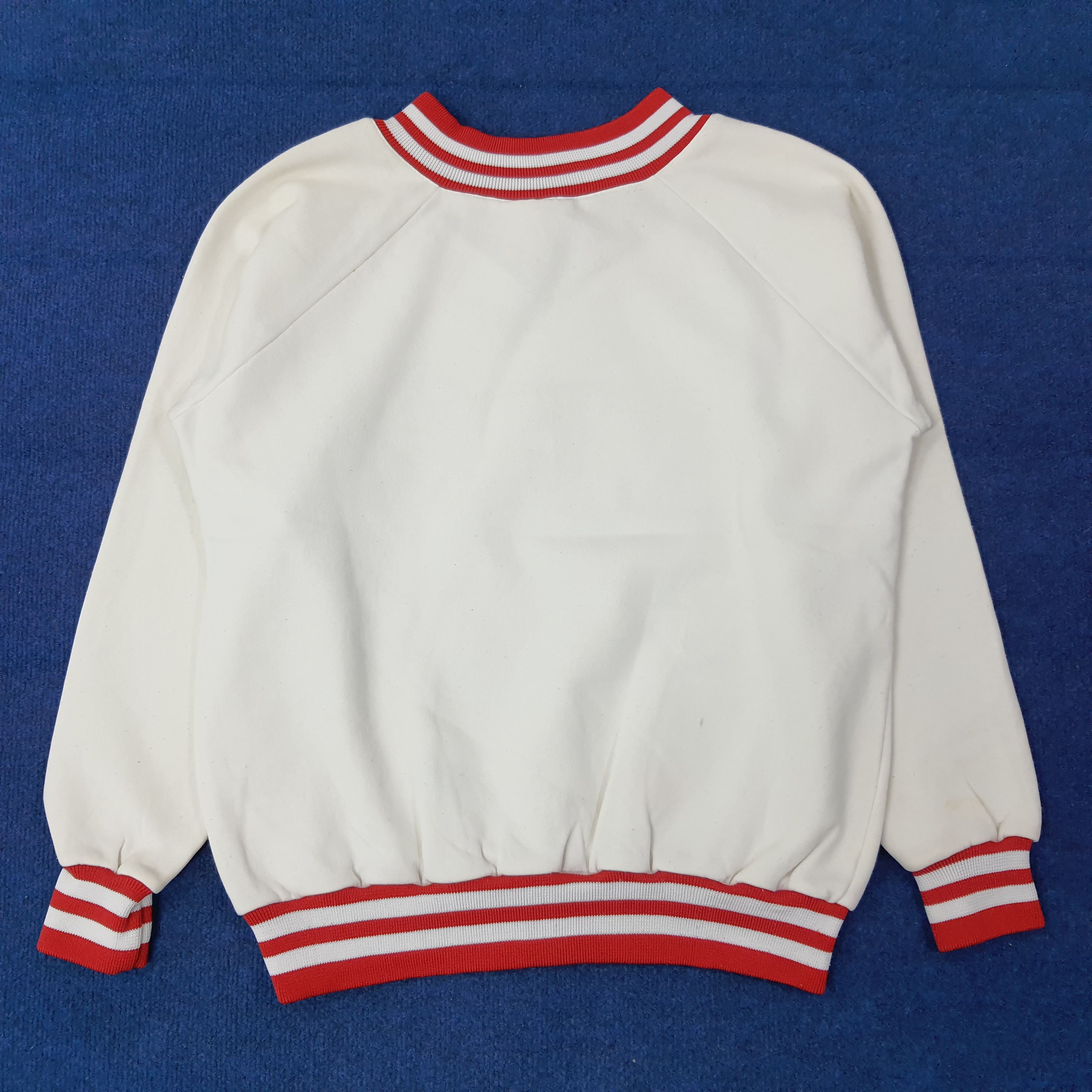 Vintage Vintage Keith Hall School KHS USA Sweatshirt C268N20 Size US M / EU 48-50 / 2 - 4 Thumbnail