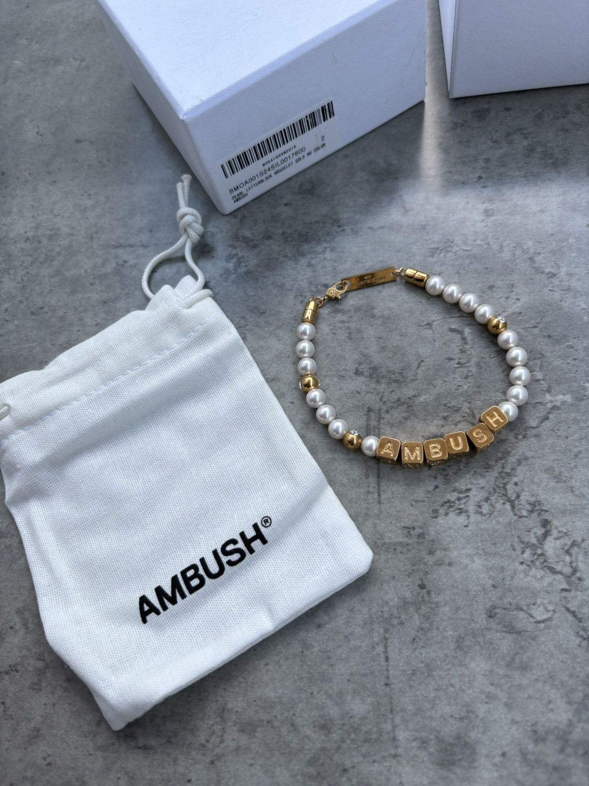 Ambush Design Ambush Pearl Letterblock Bracelet Gold Size ONE SIZE - 3 Thumbnail