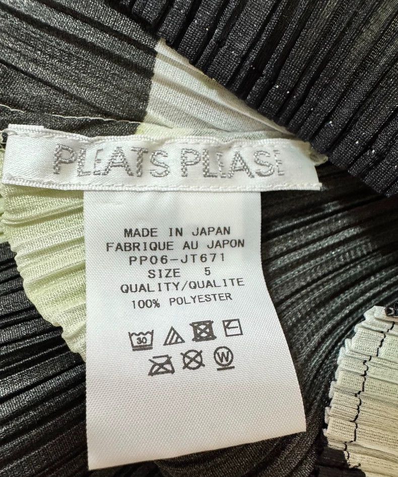 Issey Miyake Issey Miyake size:5 Black oracle bone script dress Size XS / US 0-2 / IT 36-38 - 2 Thumbnail